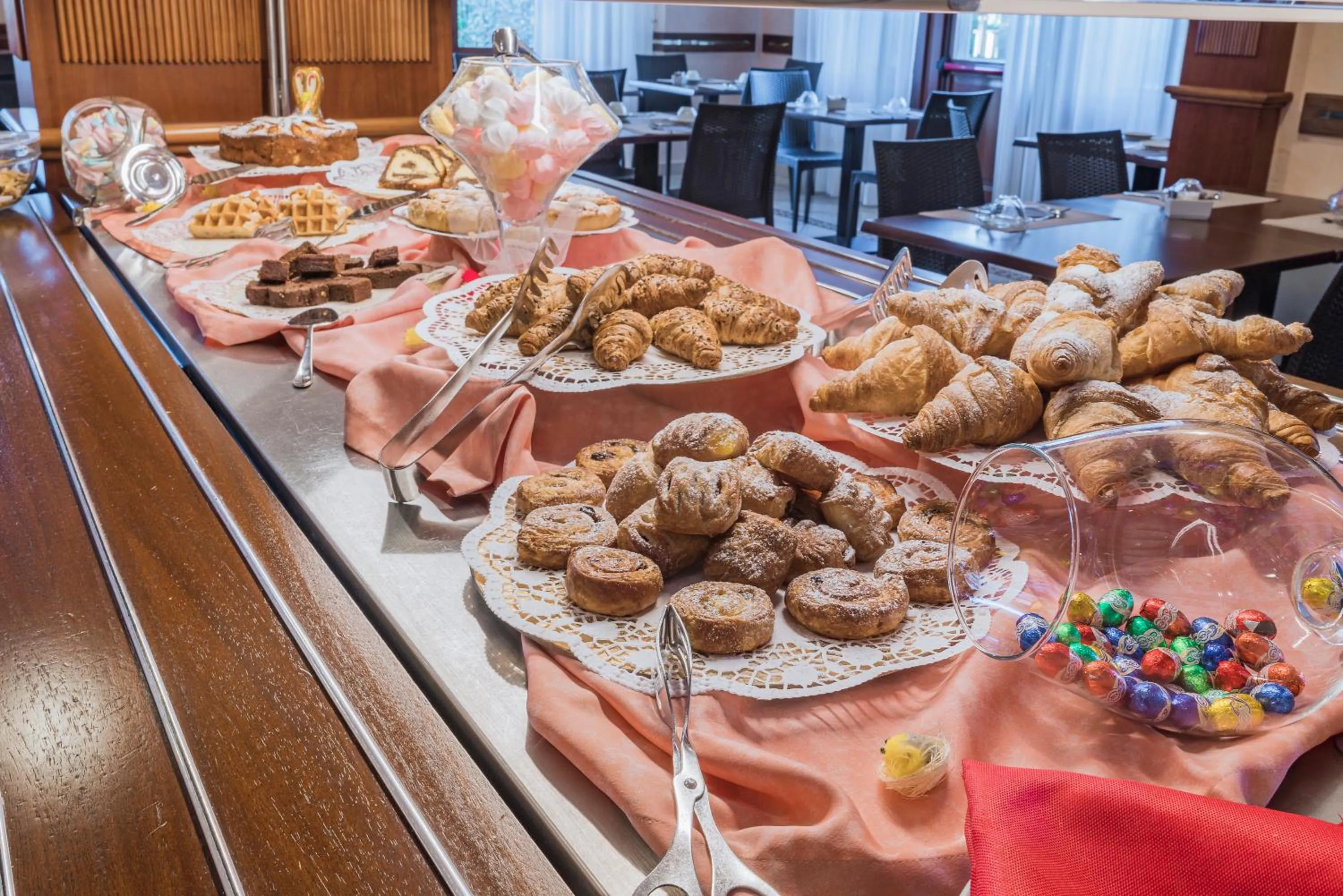 Breakfast in Hotel Gardenia Sirmione