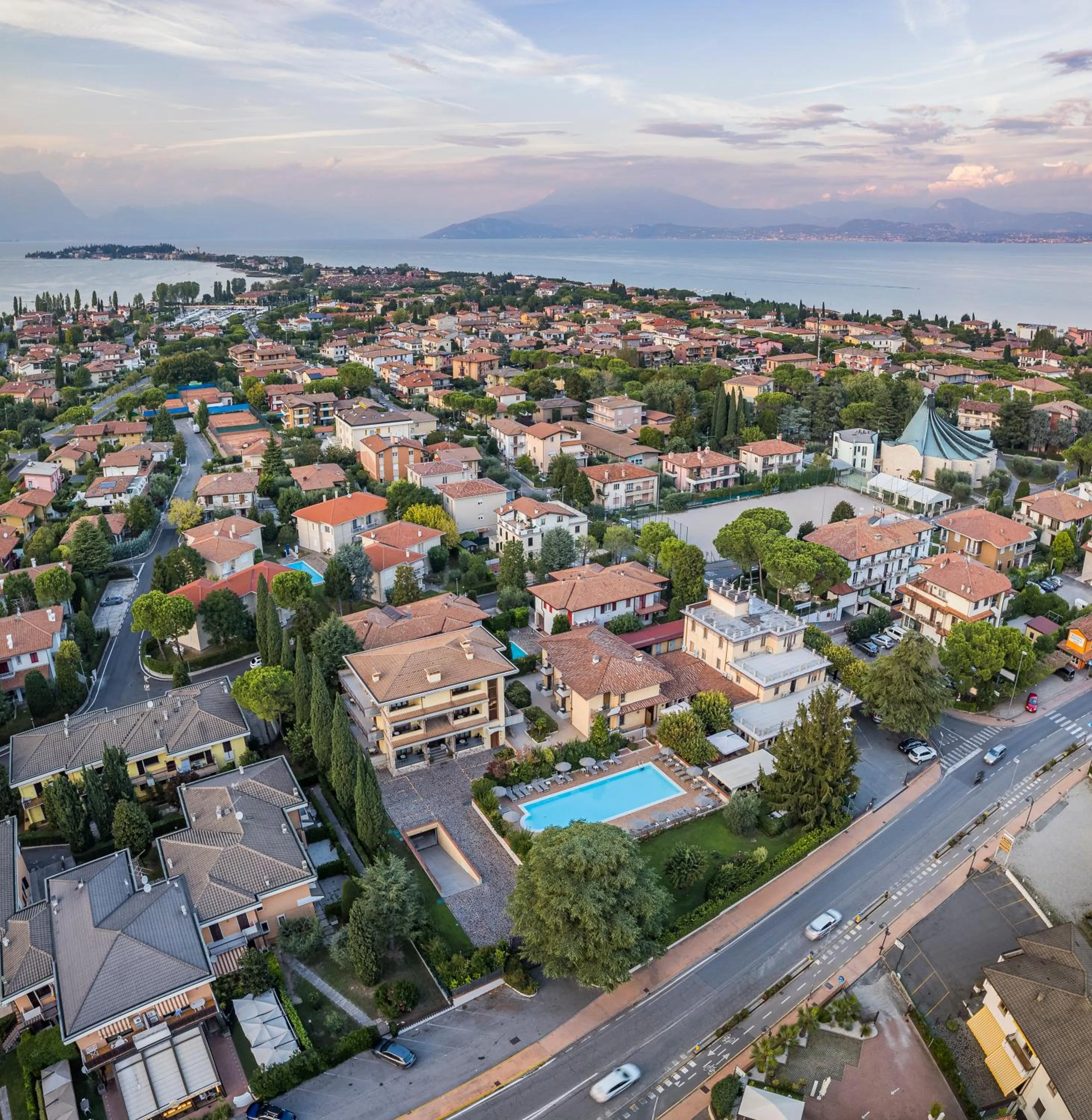 Property building in Hotel Gardenia Sirmione