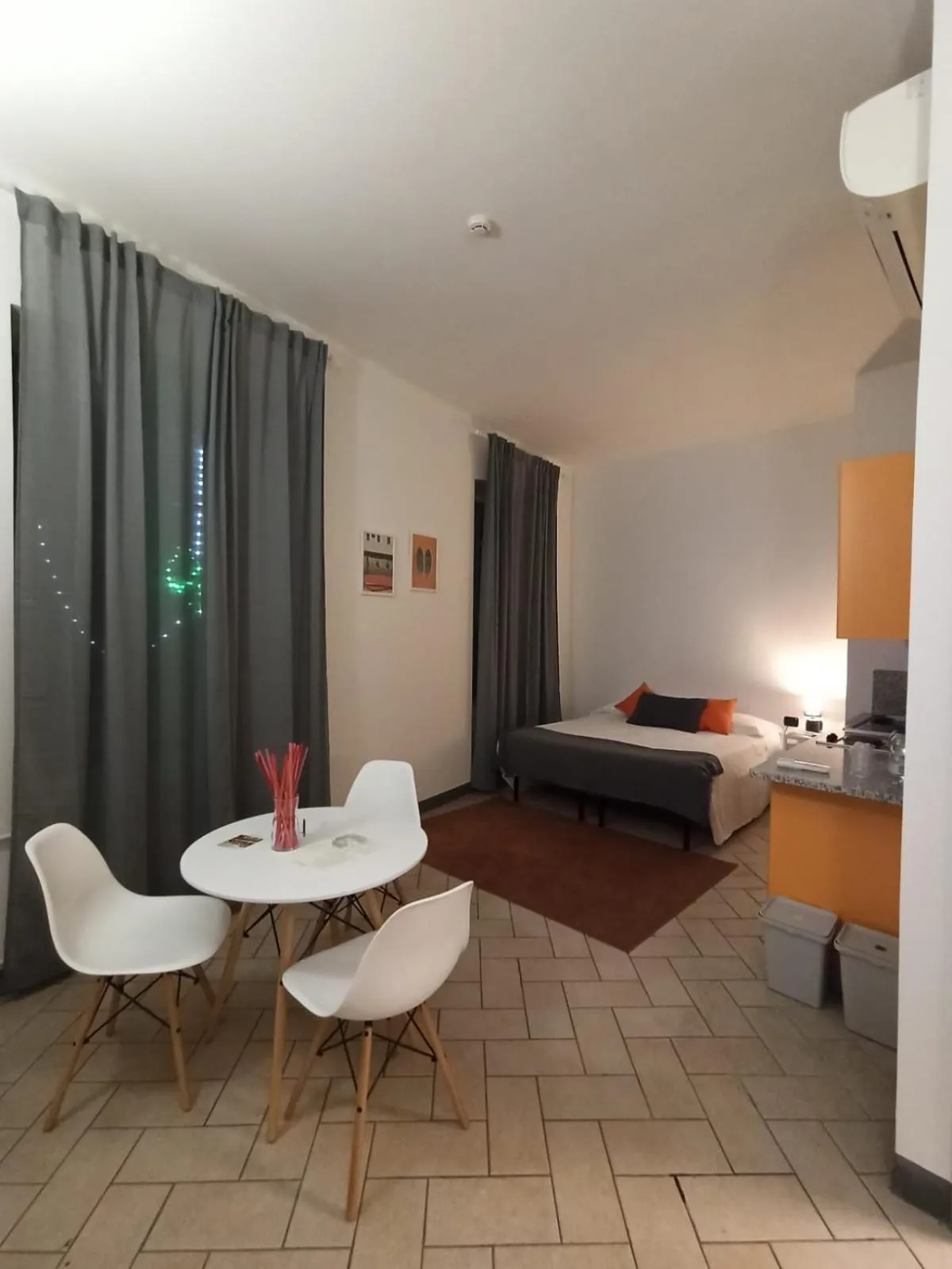 Bed in Hotel Parco Borromeo - Monza Brianza