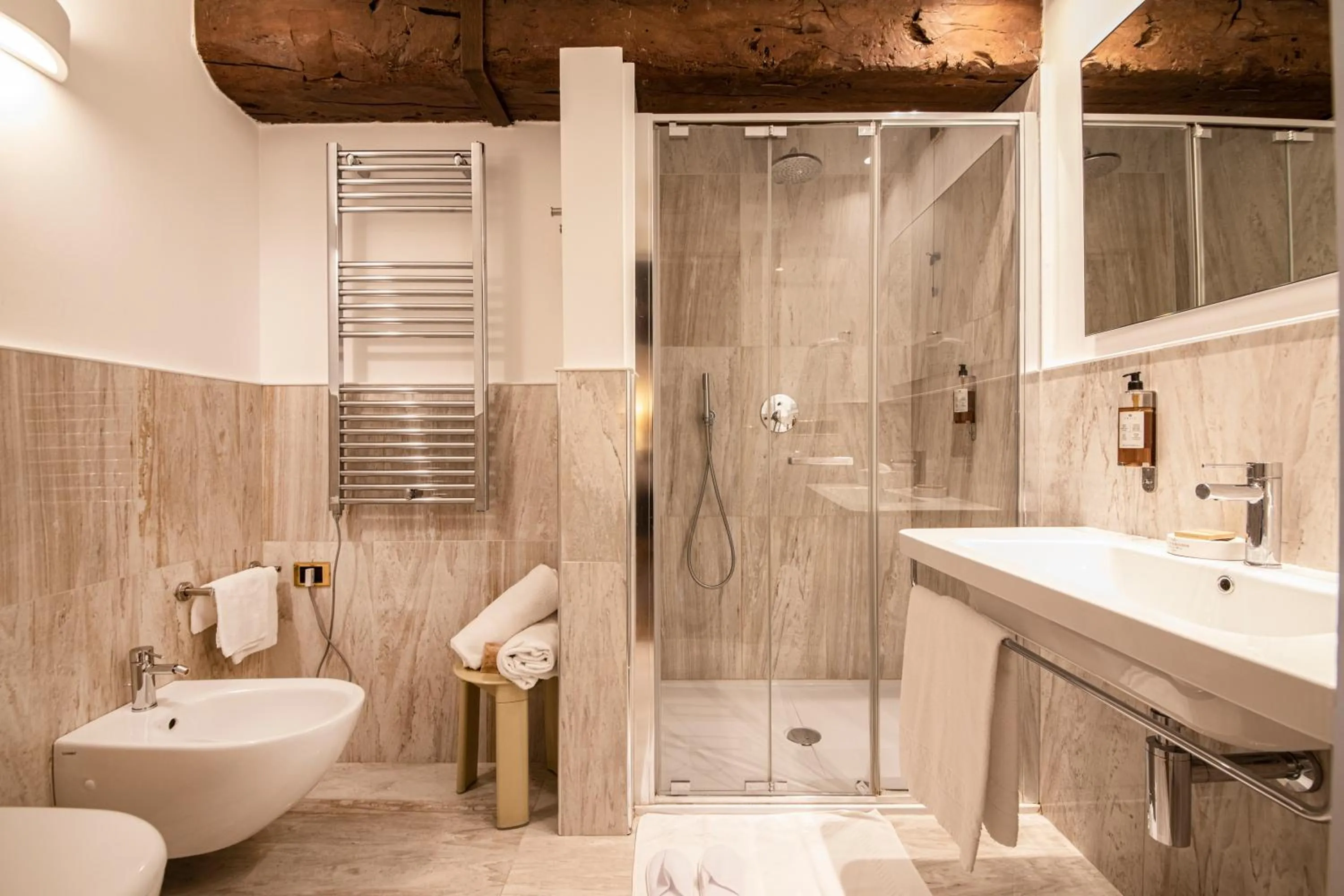 Bathroom in Hotel Parco Borromeo - Monza Brianza