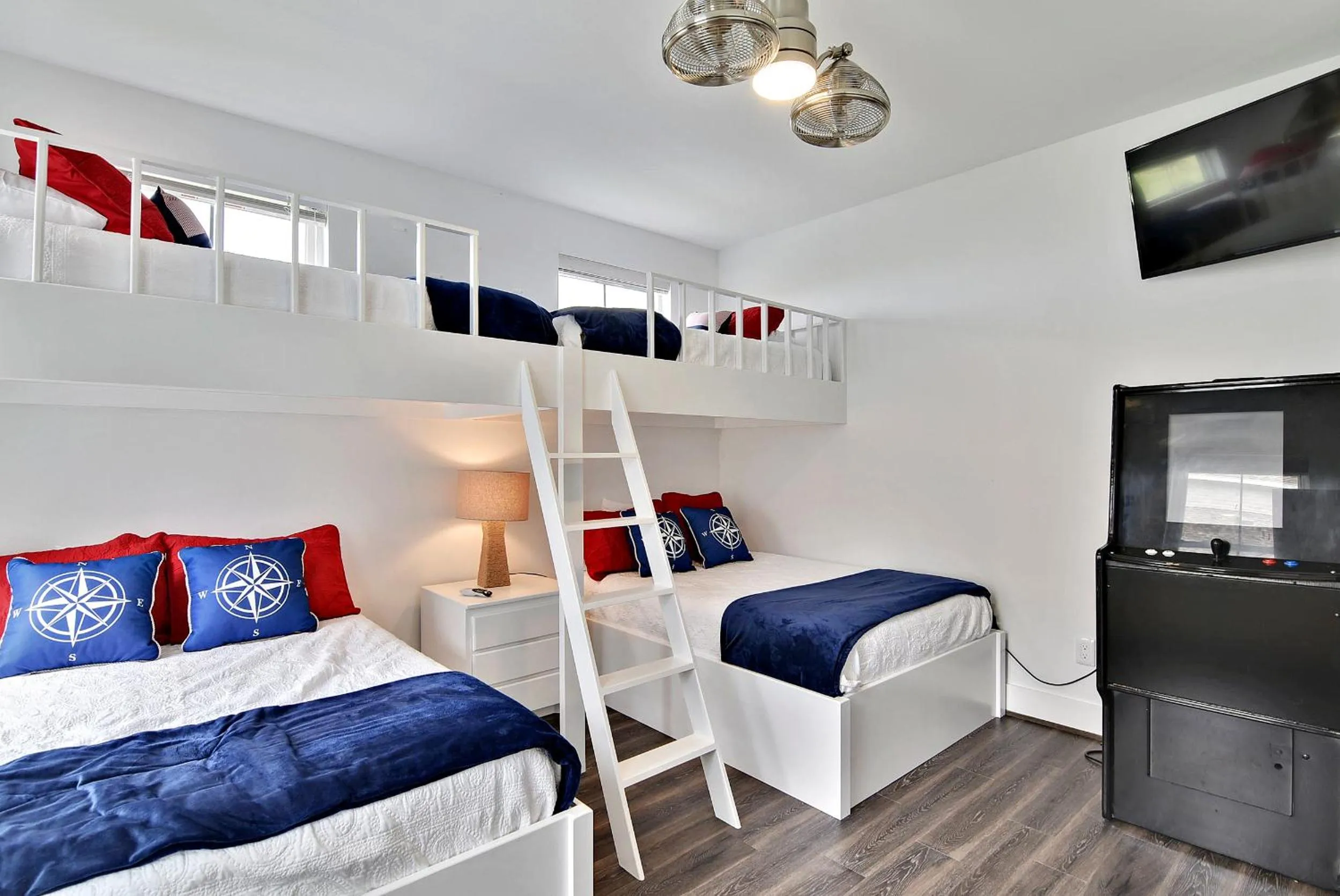 Property building, Bed in Wine Down