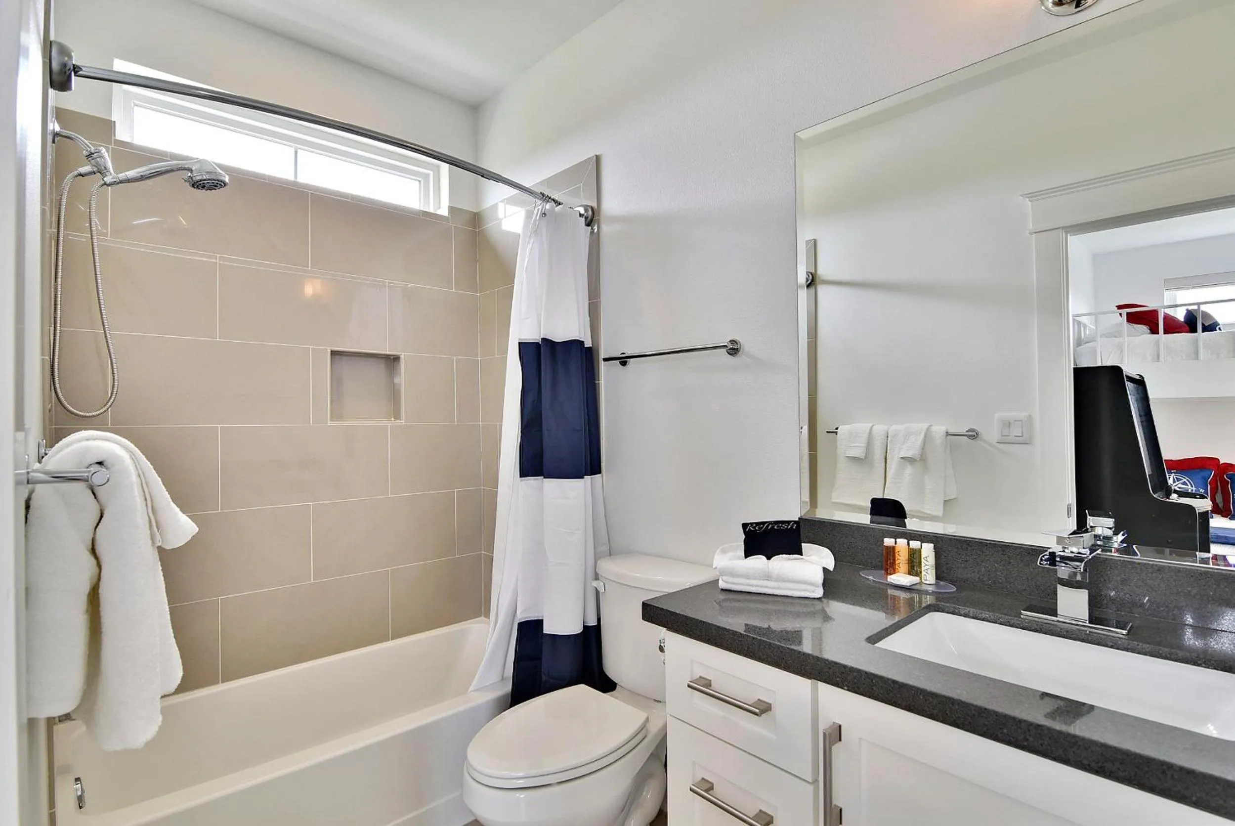 Property building in Wine Down