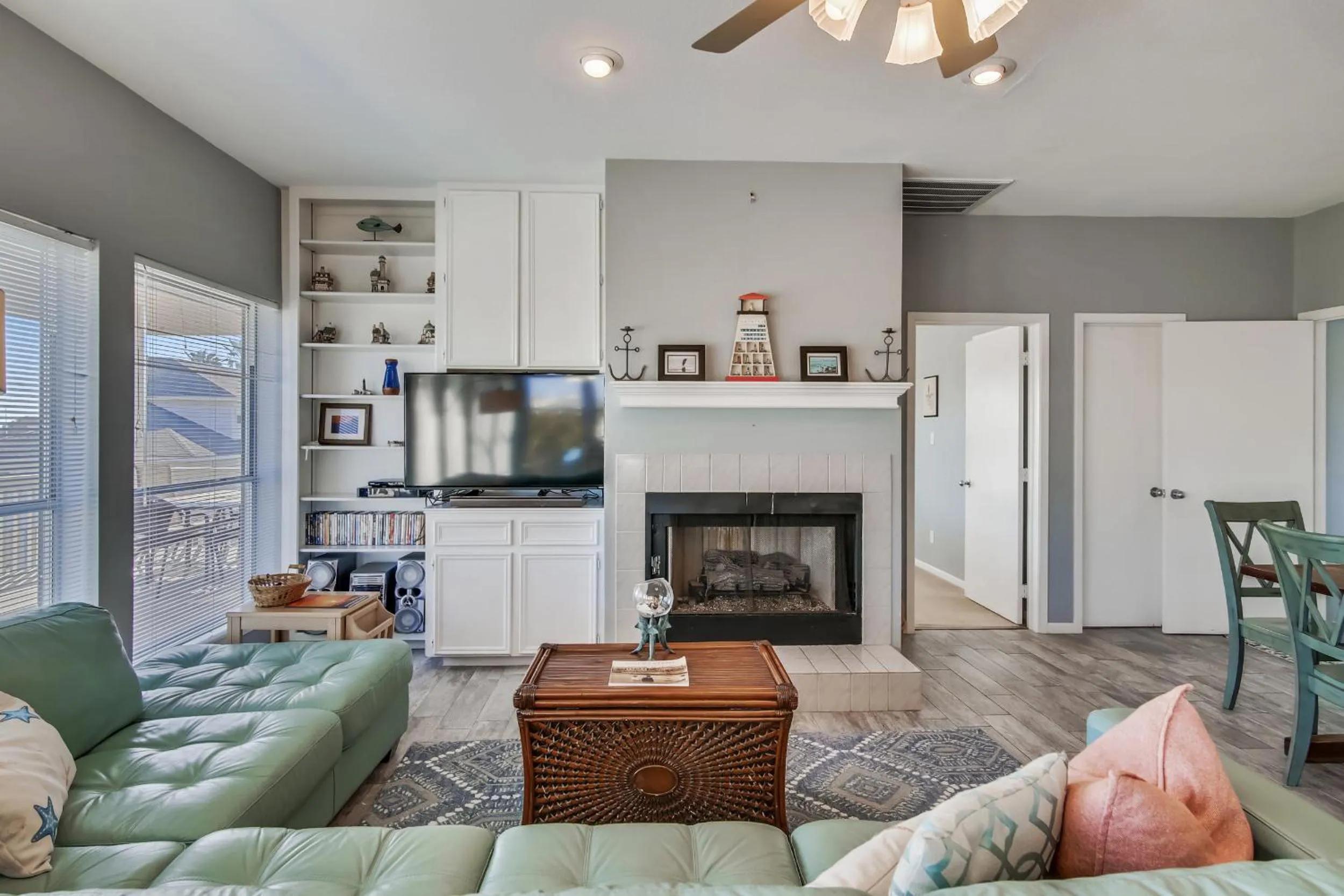 Property building in Mutiny on the Bounty