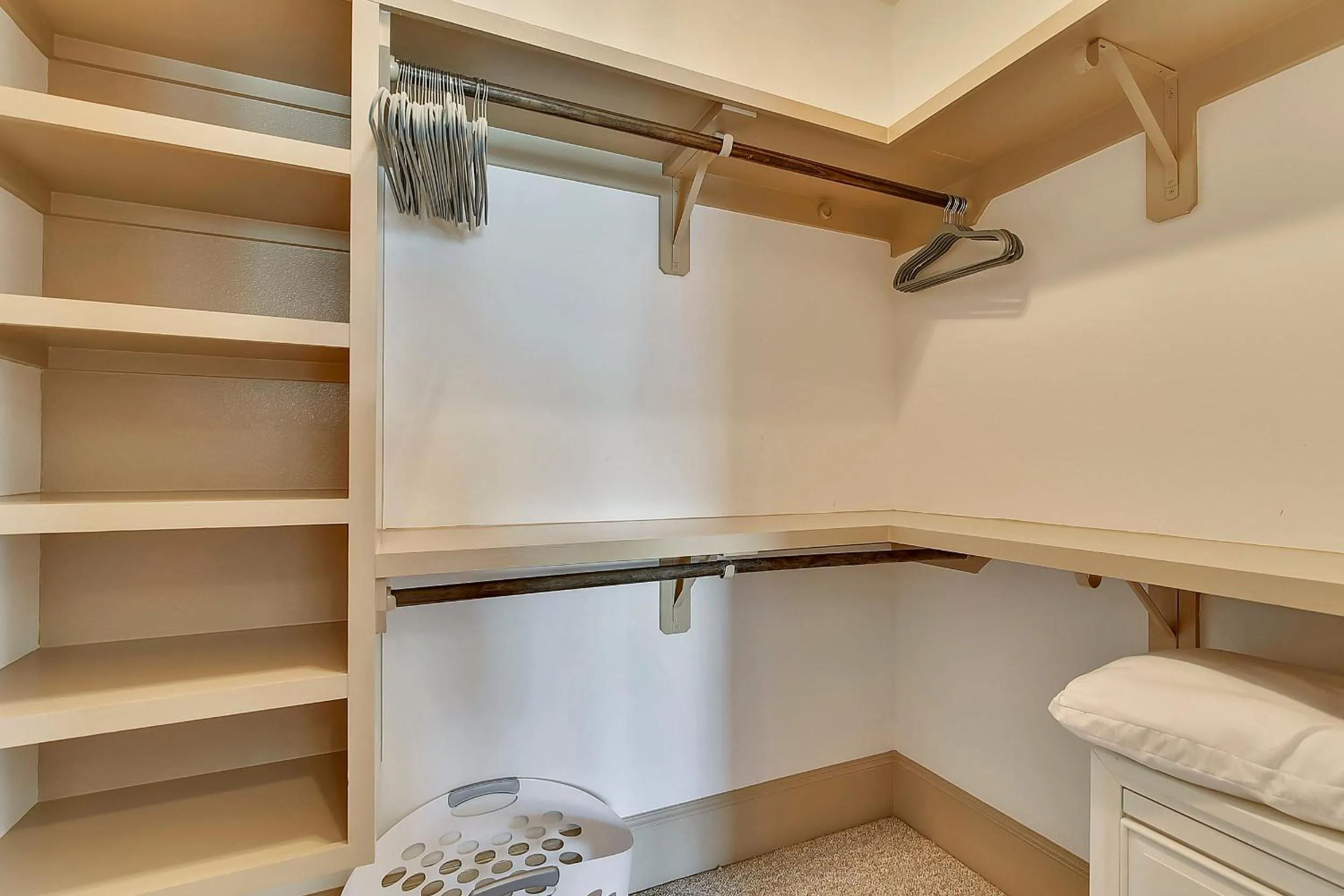 Kitchen or kitchenette in Neptunes Sanctuary