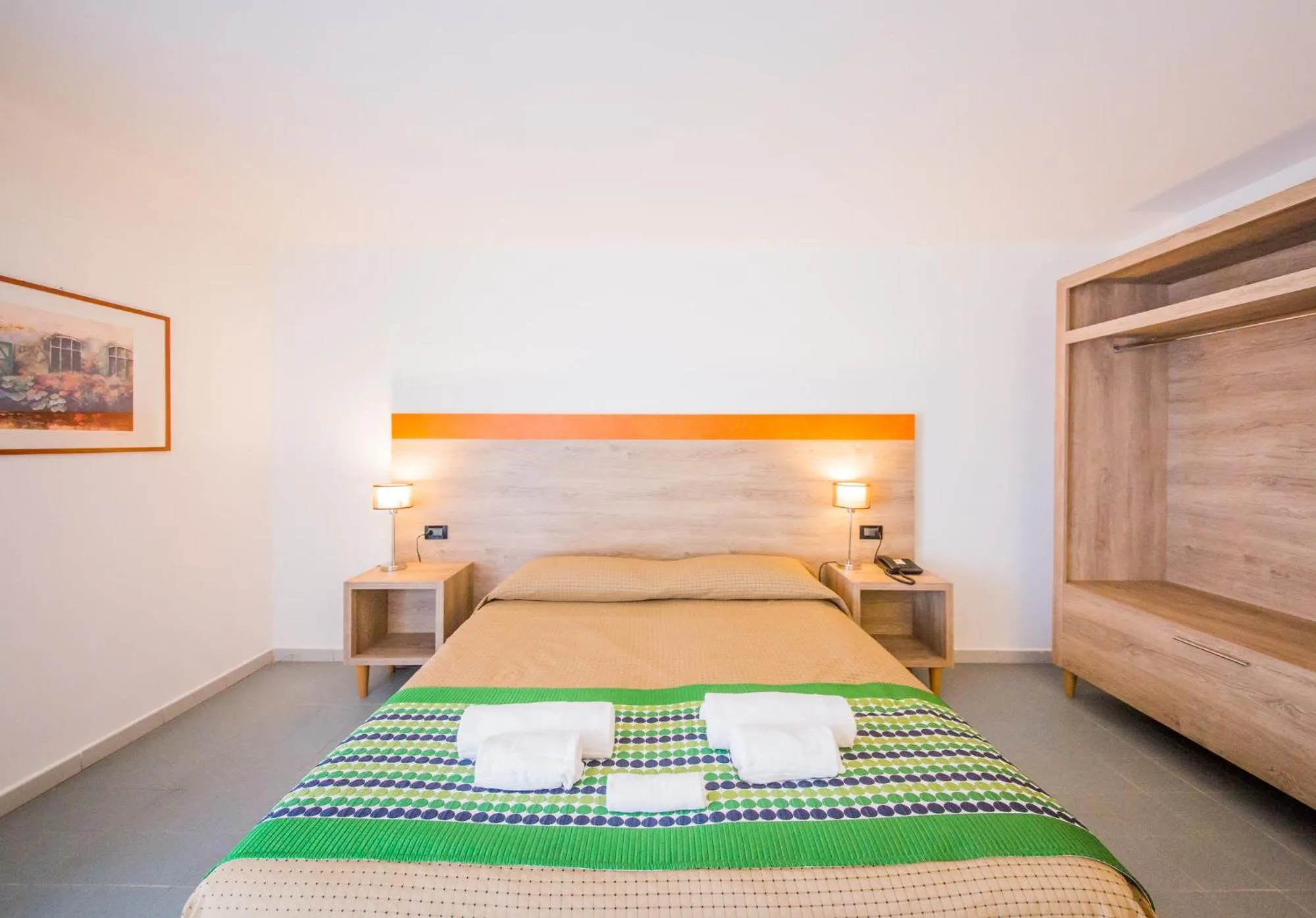 Photo of the whole room, Bed in Albergo Athenaeum