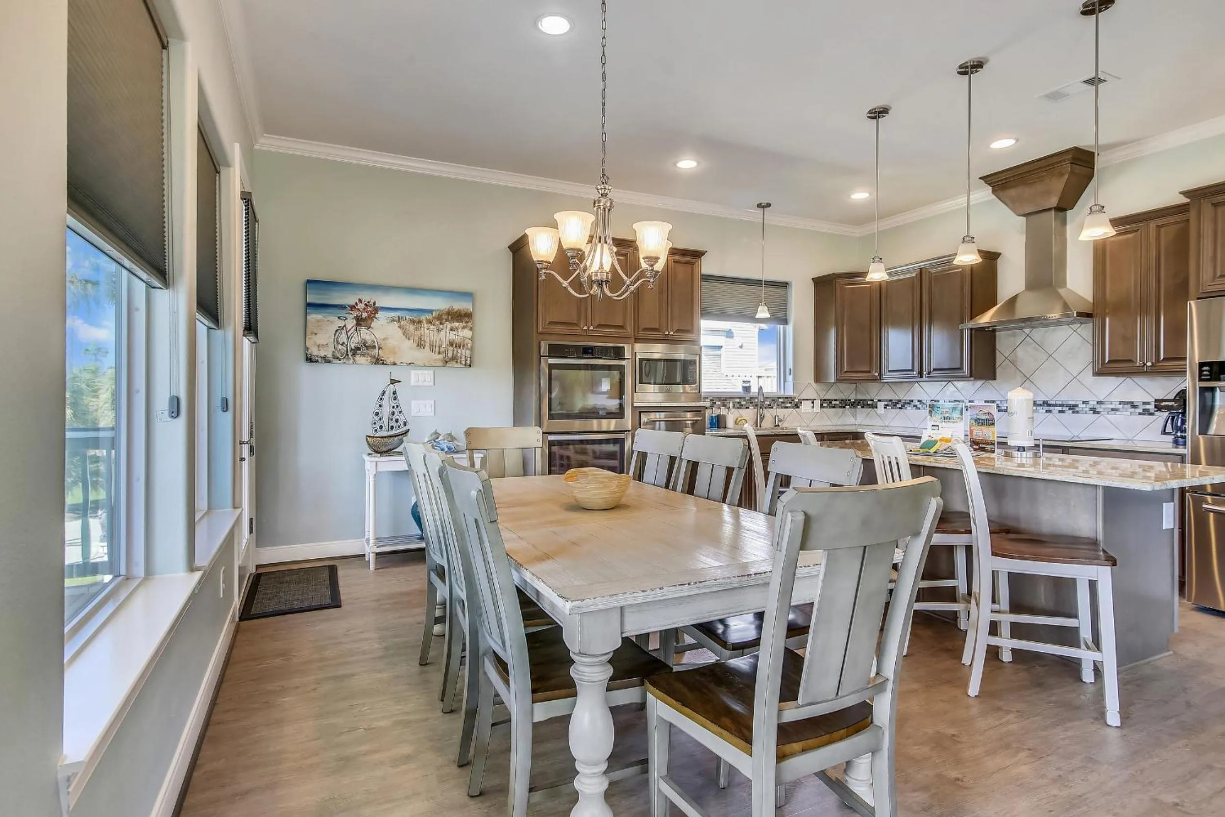 Living room in Sandpiper Treasure