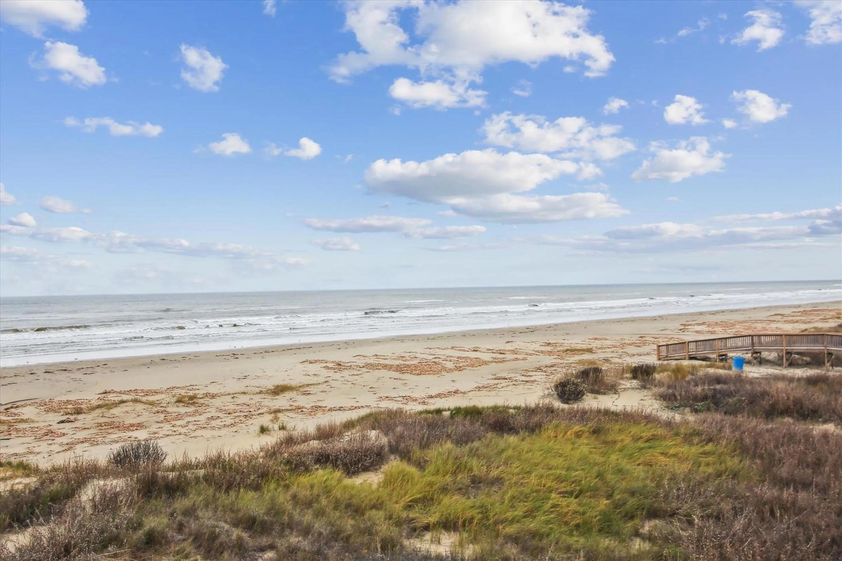 Property building in Brannens Beachfront