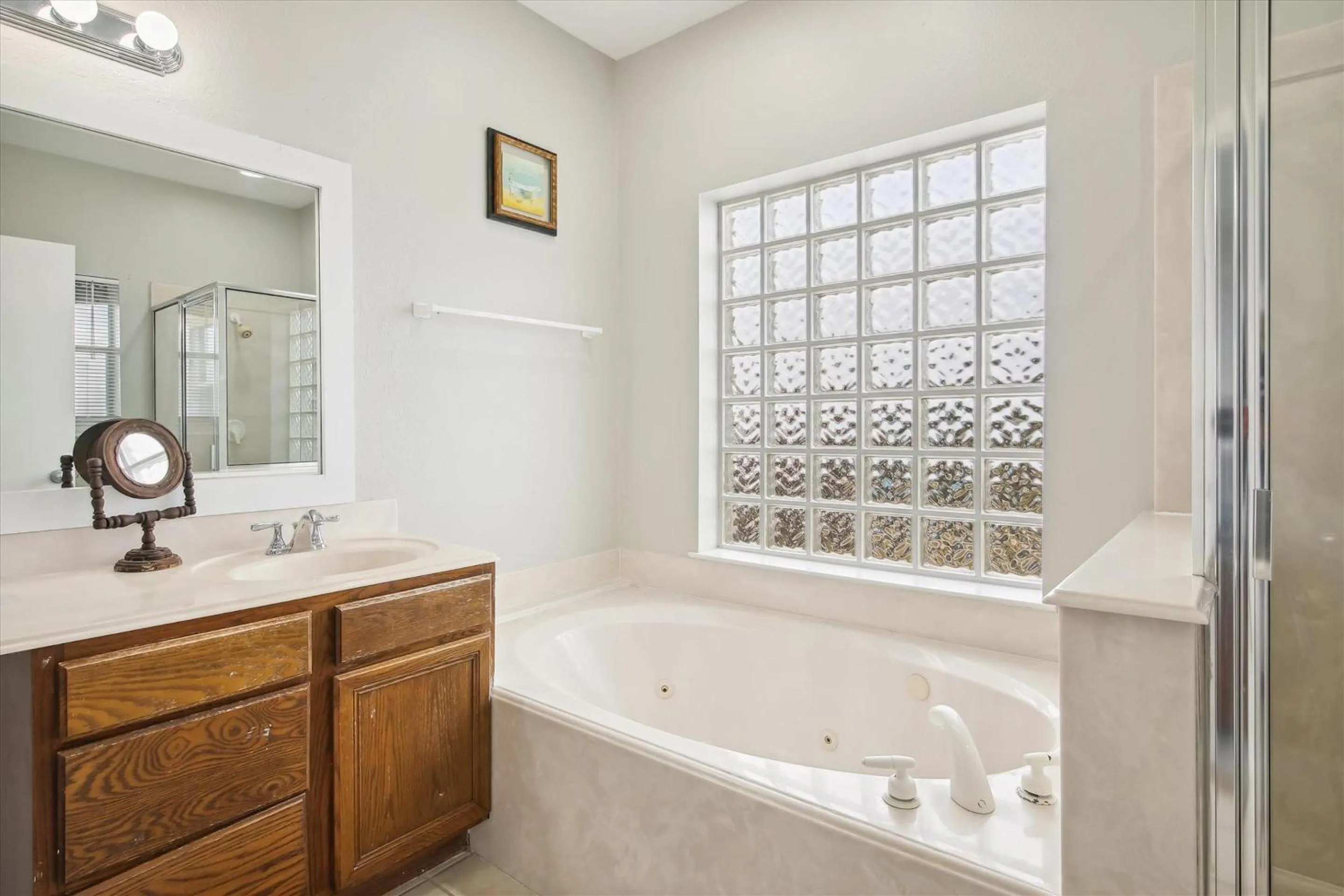 Property building in Brannens Beachfront