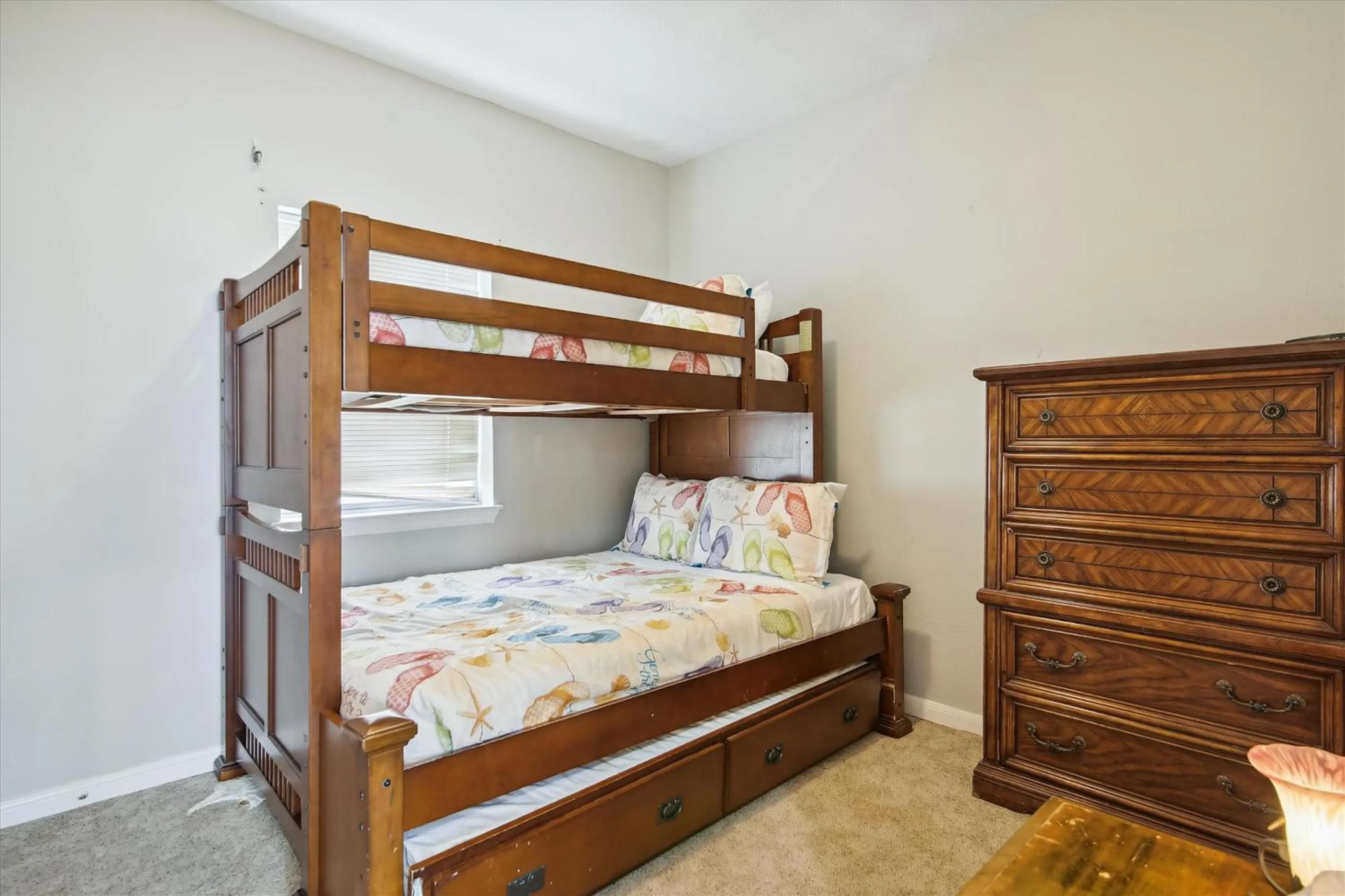 Property building, Bed in Brannens Beachfront