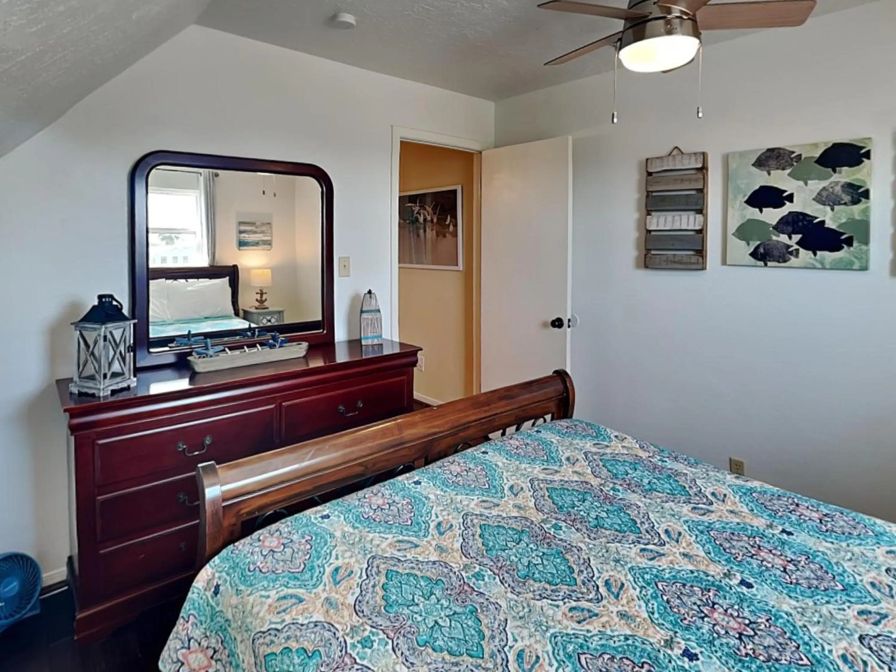 Property building, Bed in Reel Me In - As Seen on TV