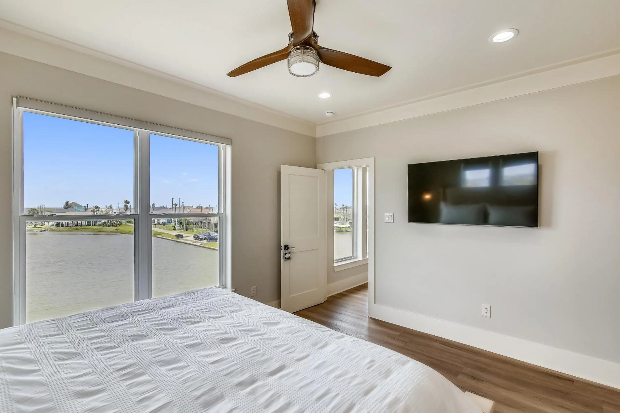 Bed in The Good Life