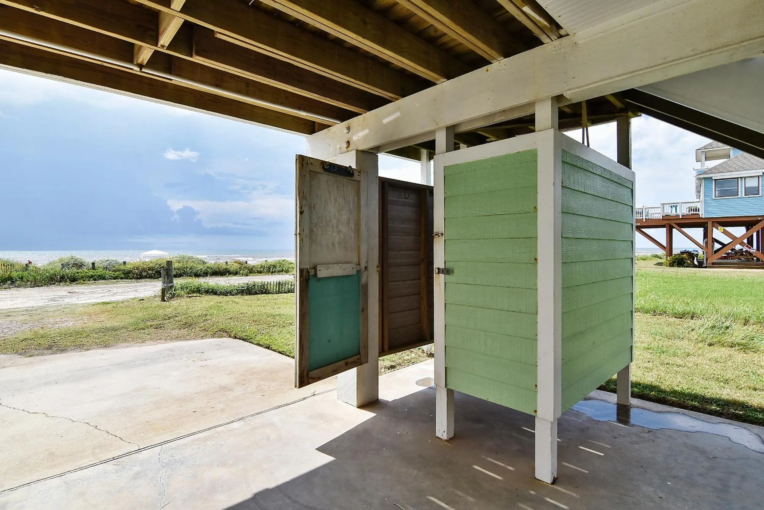 Property building in Paradise Found