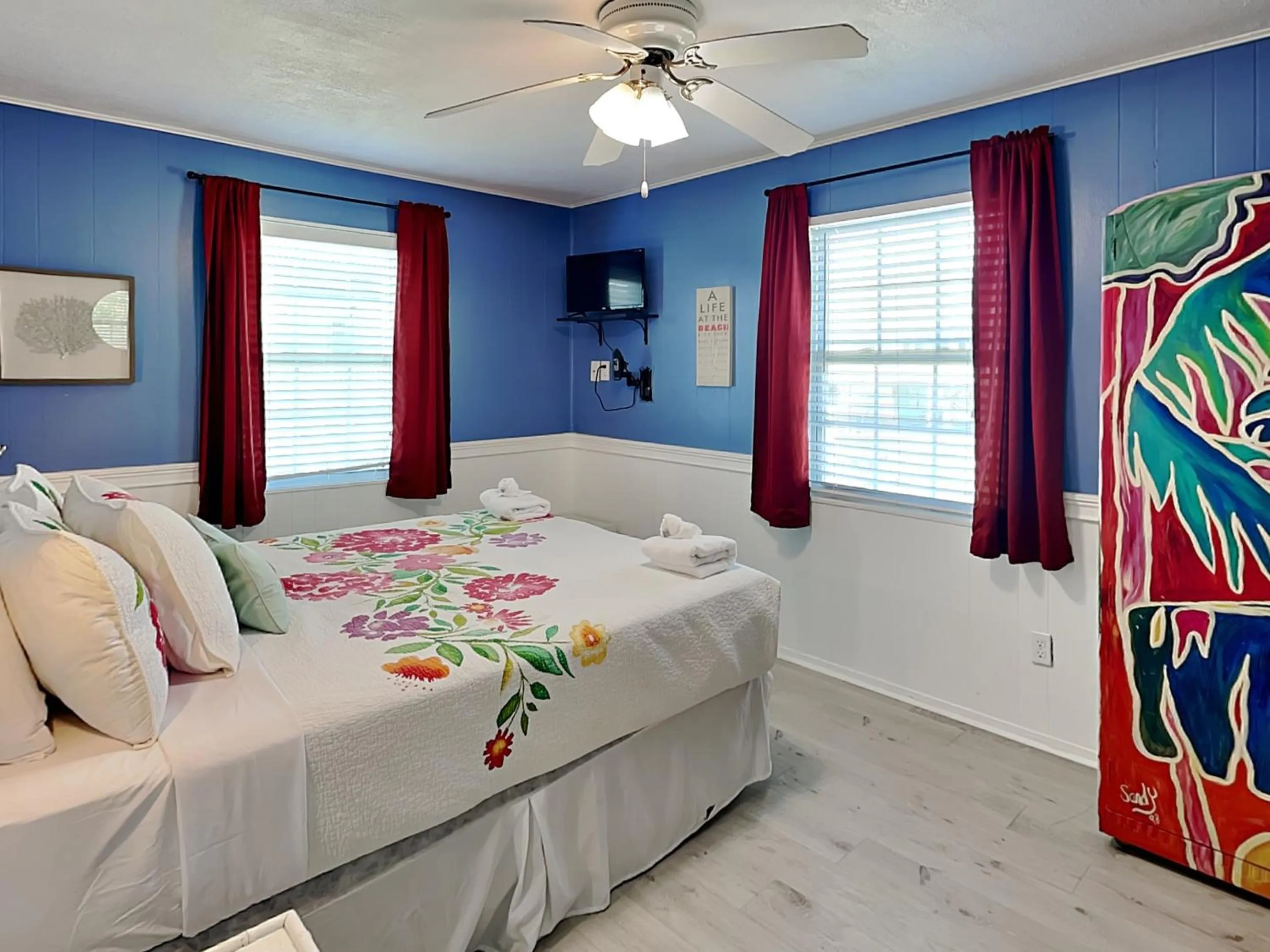 Bed in Paradise Found