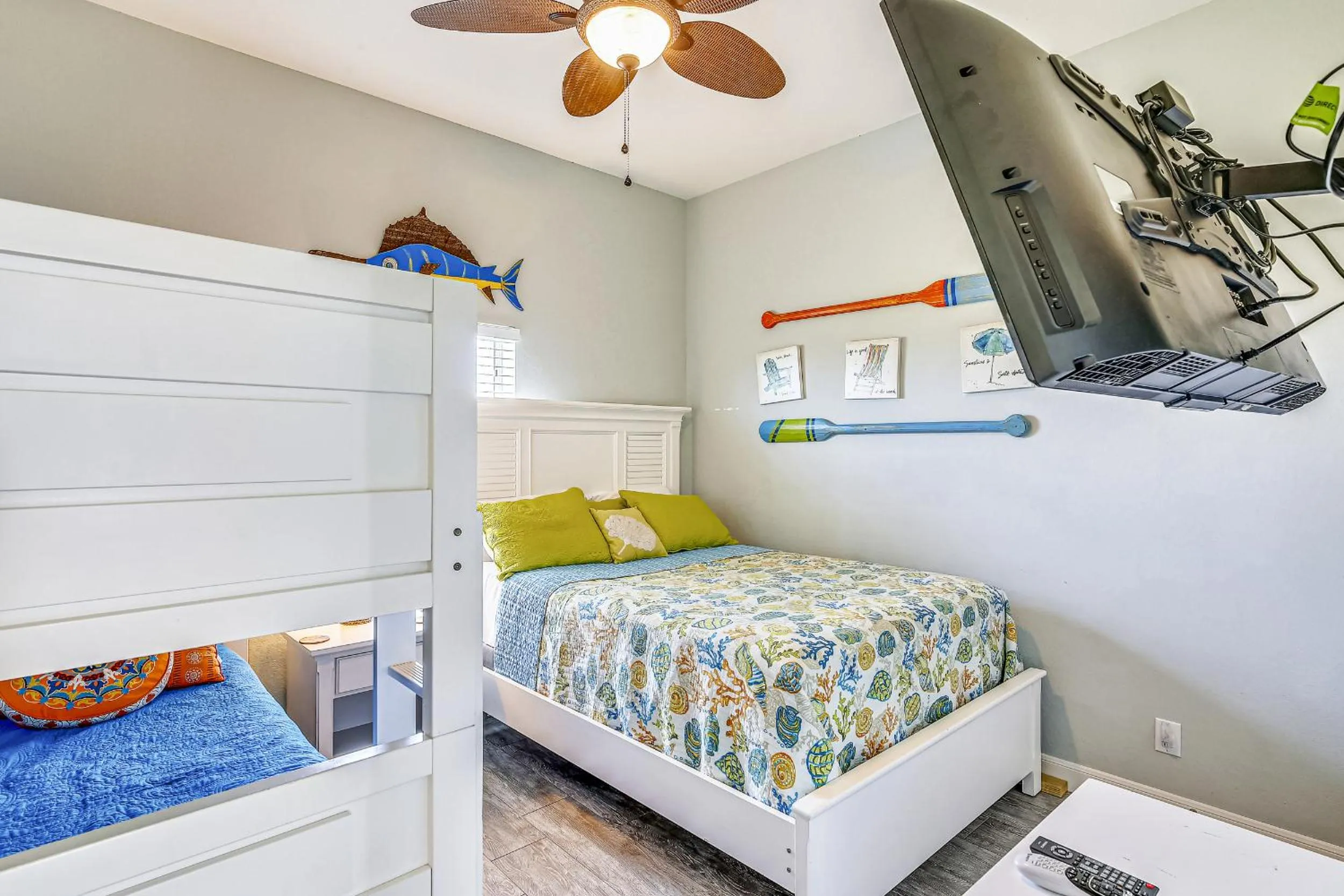 Bedroom, Bed in A Salty Kiss