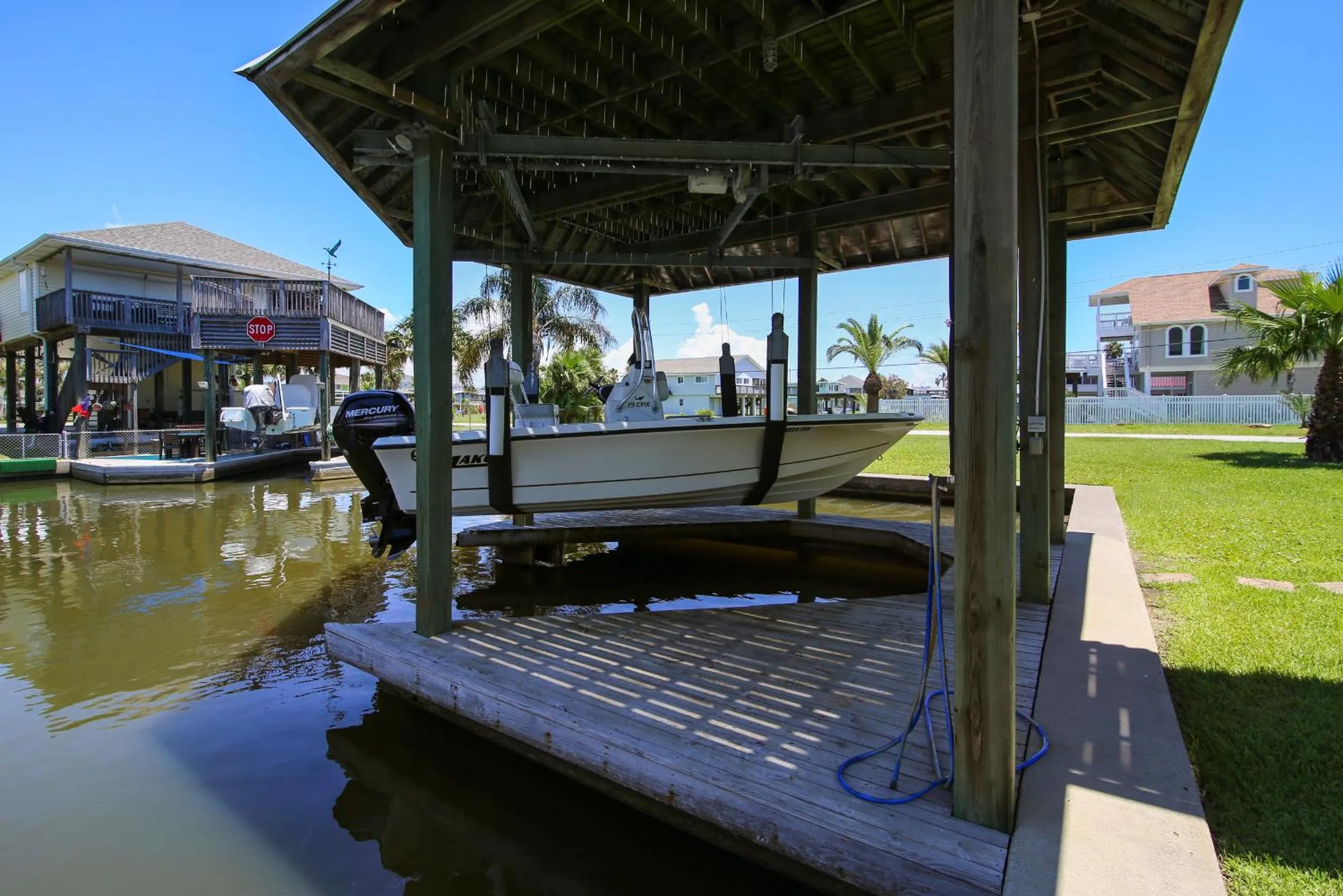 Property building in Accompanied By The Sea