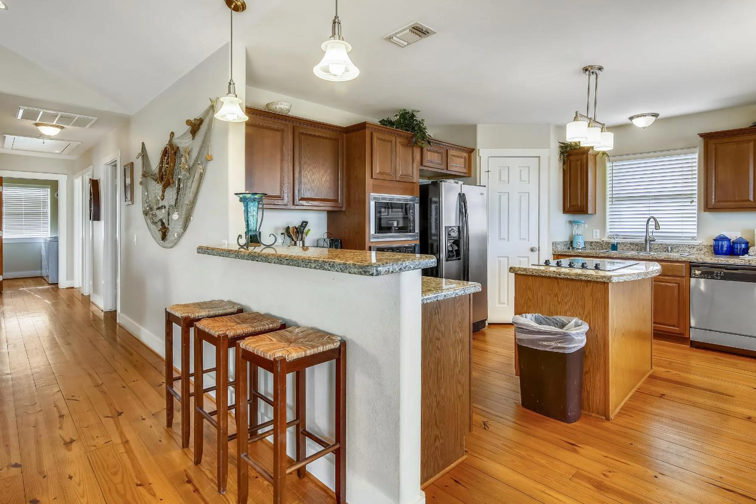 Kitchen or kitchenette in Accompanied By The Sea