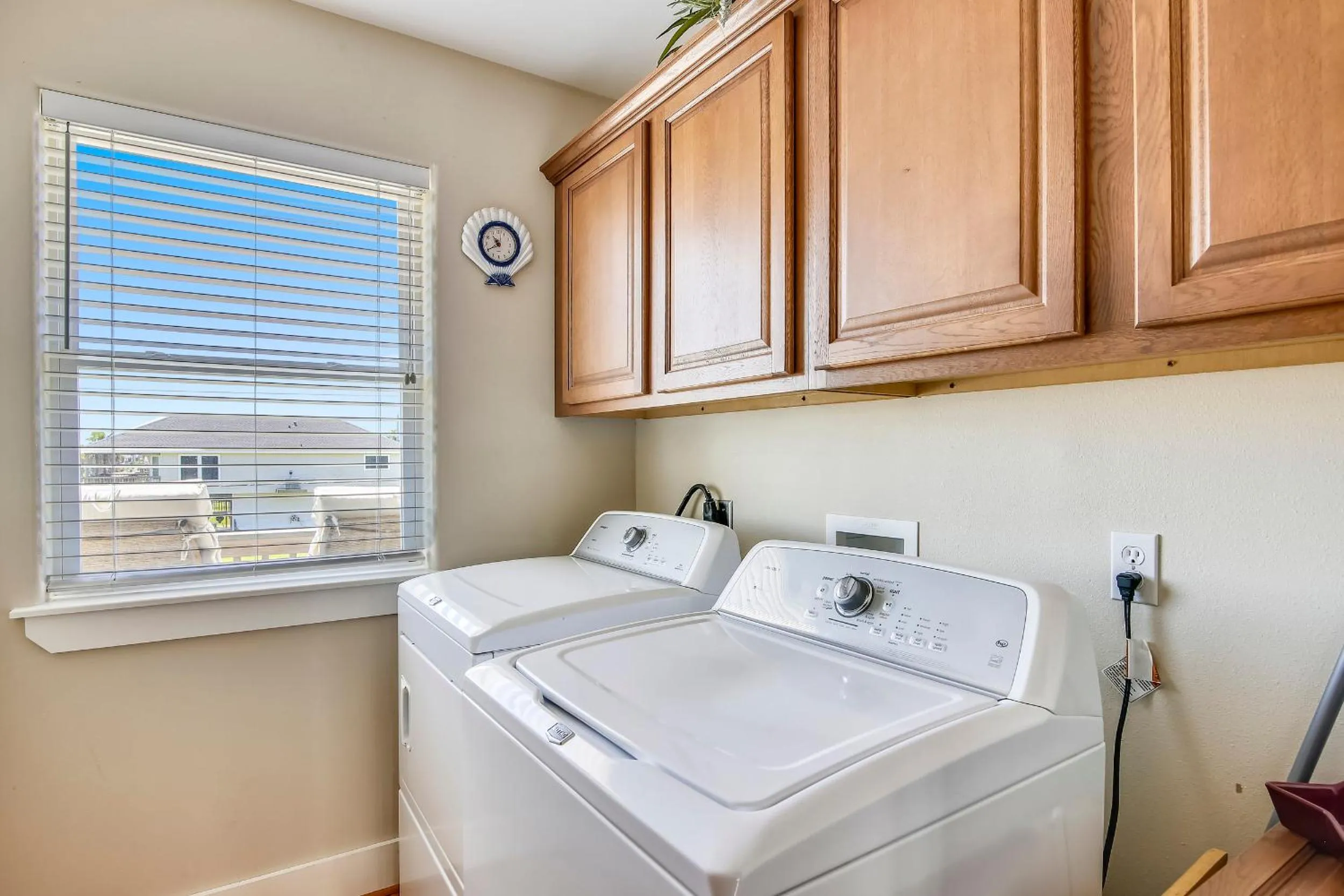 Property building in Accompanied By The Sea