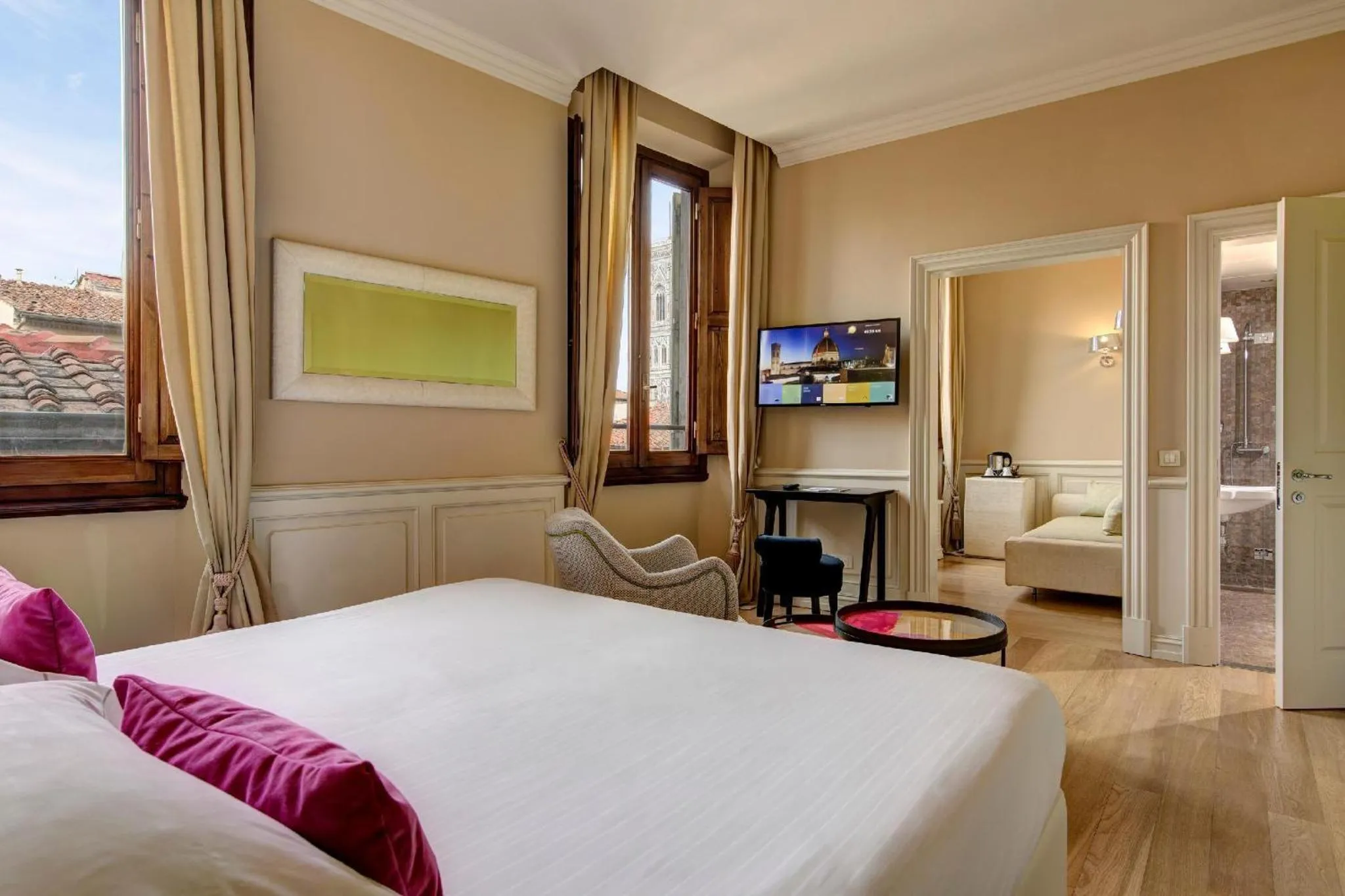 Bed in Grand Hotel Cavour