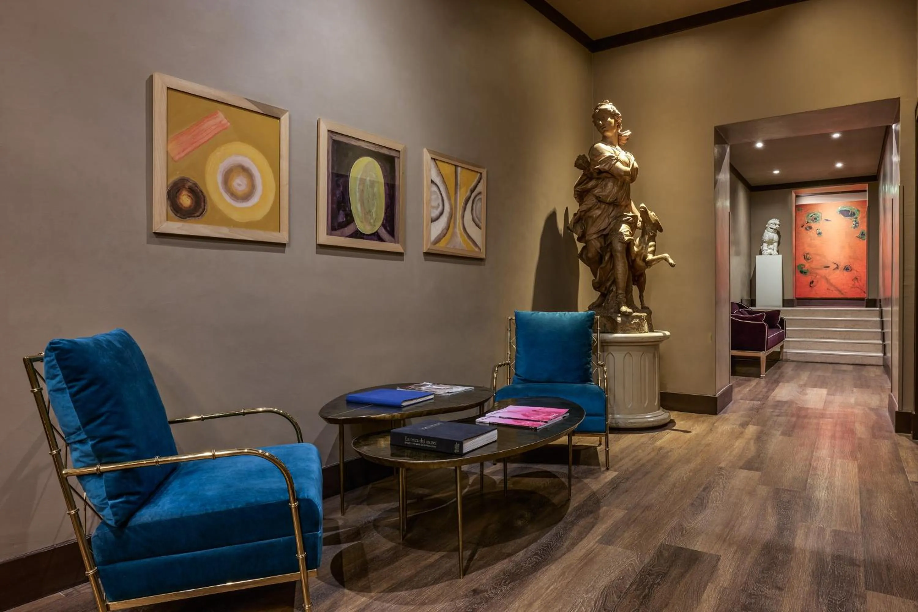 Decorative detail in Grand Hotel Cavour