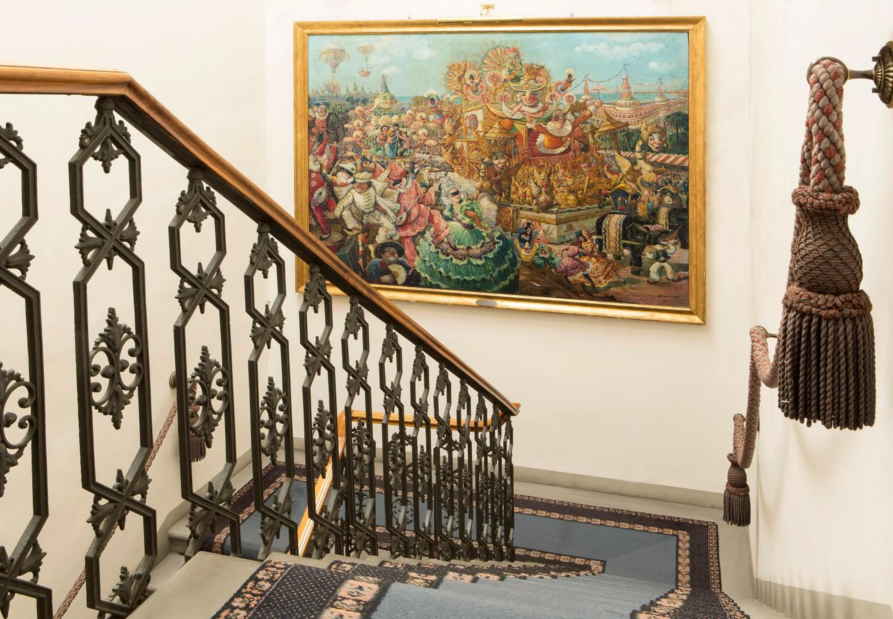 Decorative detail in Grand Hotel Cavour