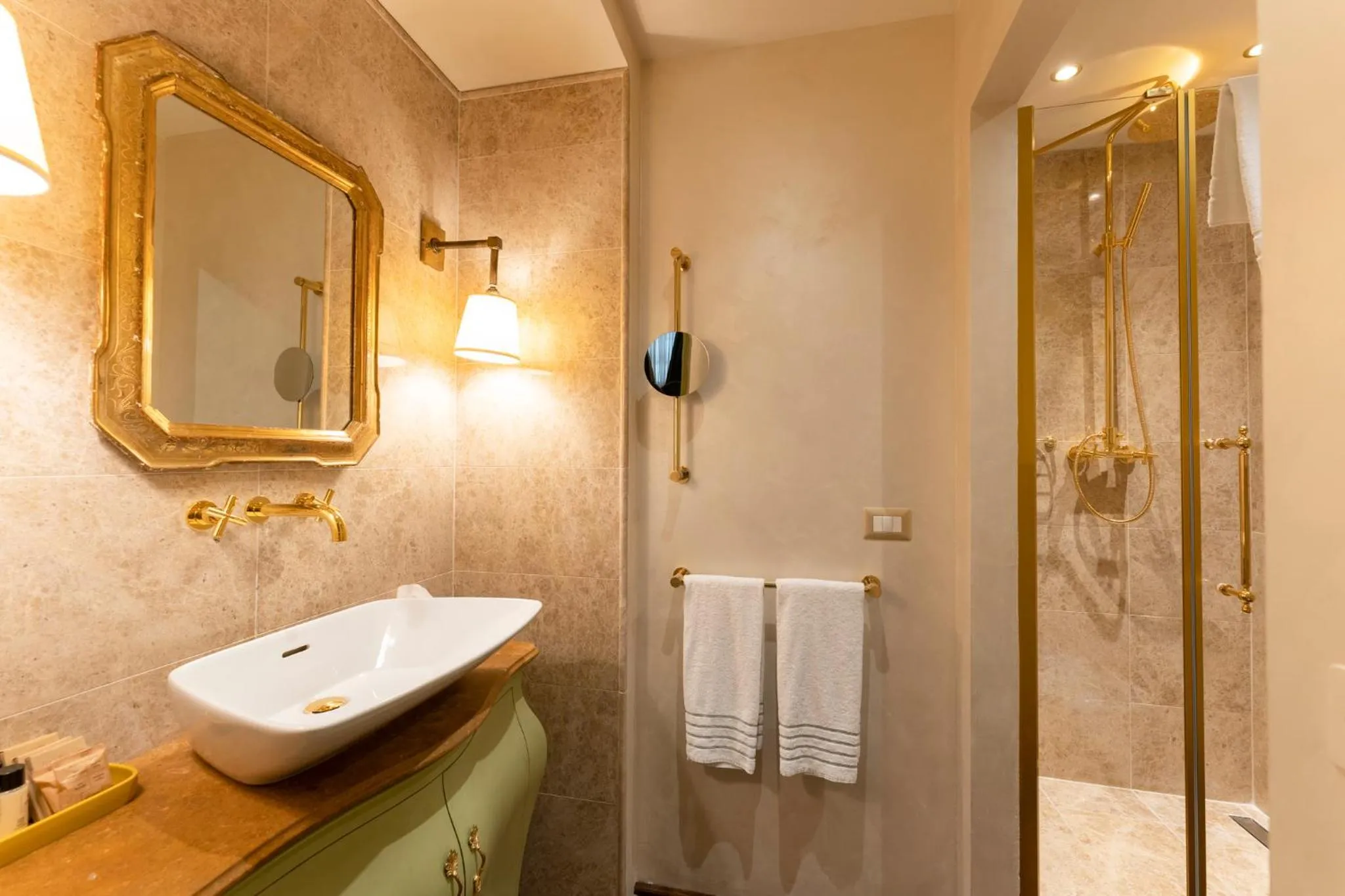 Bathroom in Grand Hotel Cavour
