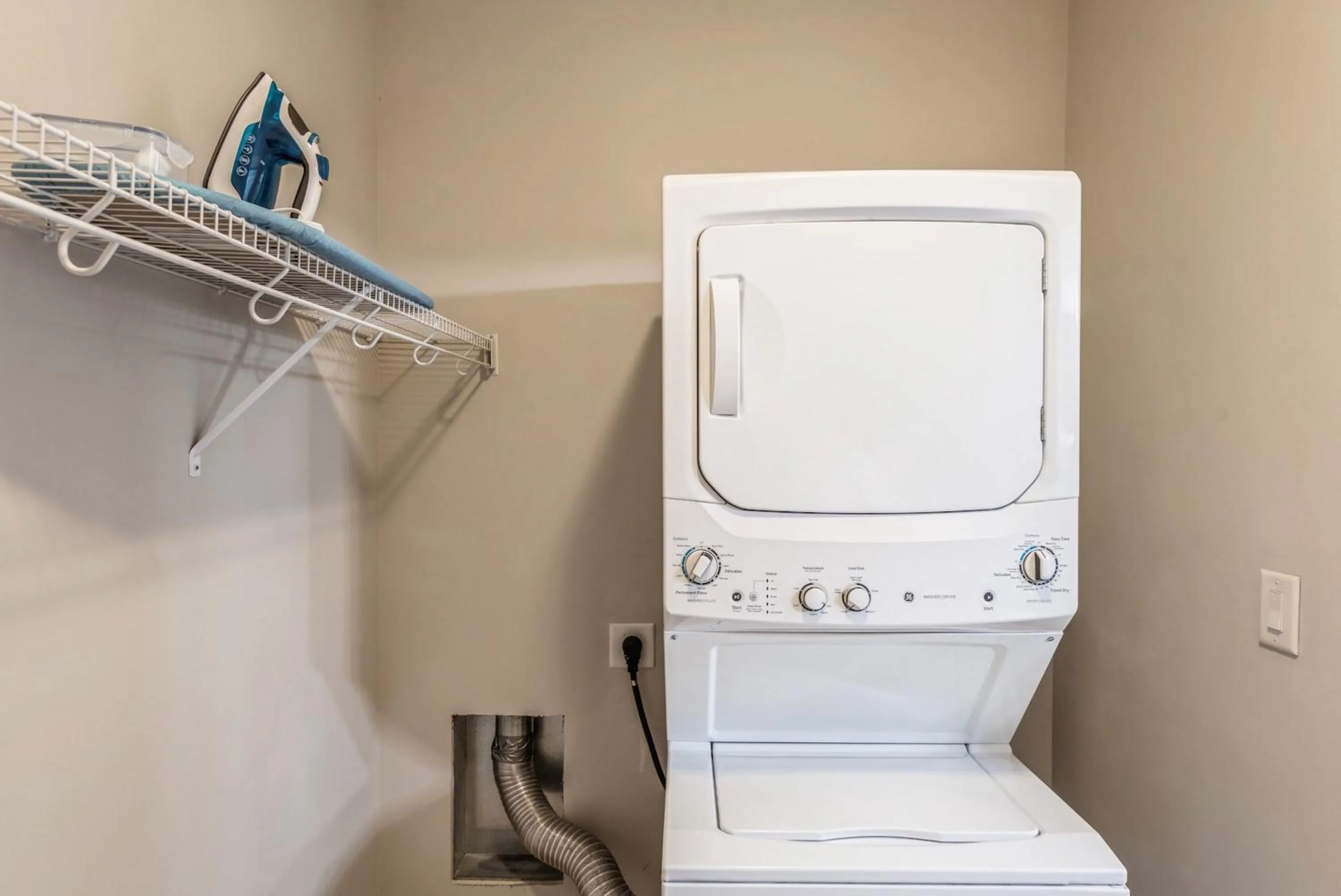 Property building in Kasa Dilworth Charlotte