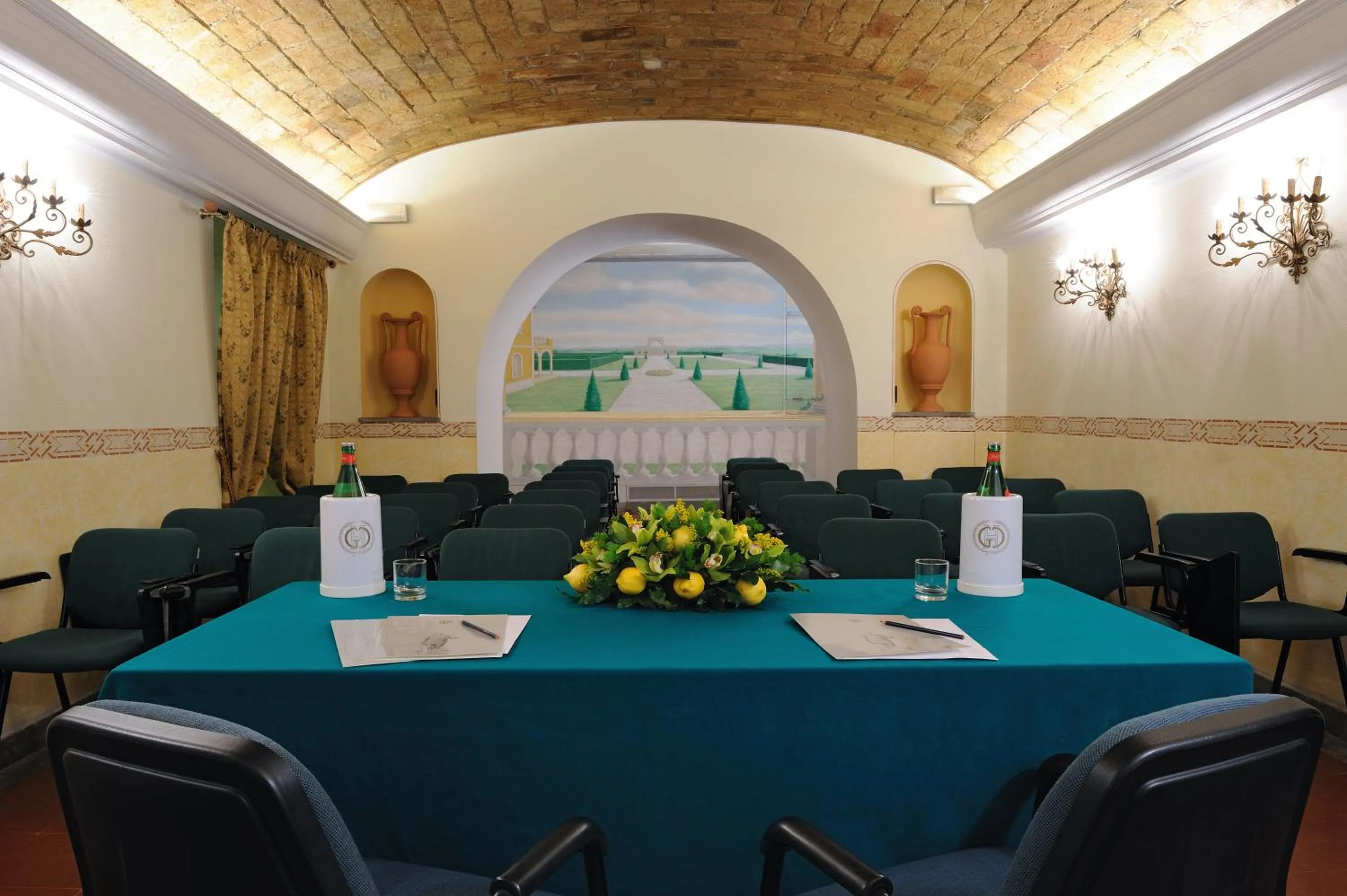 Business facilities in Hotel Giulio Cesare