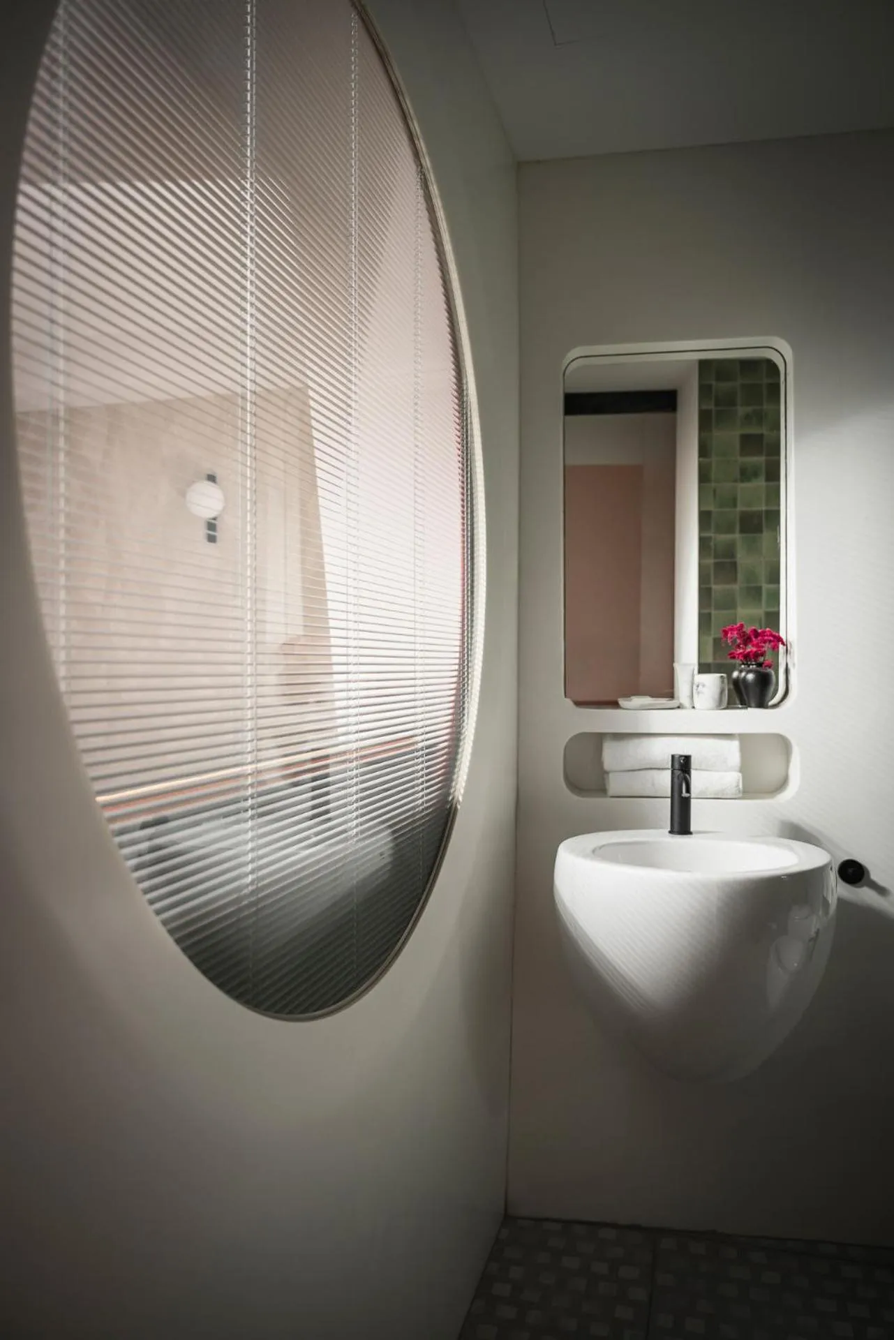 Toilet in DuoMo Hotel