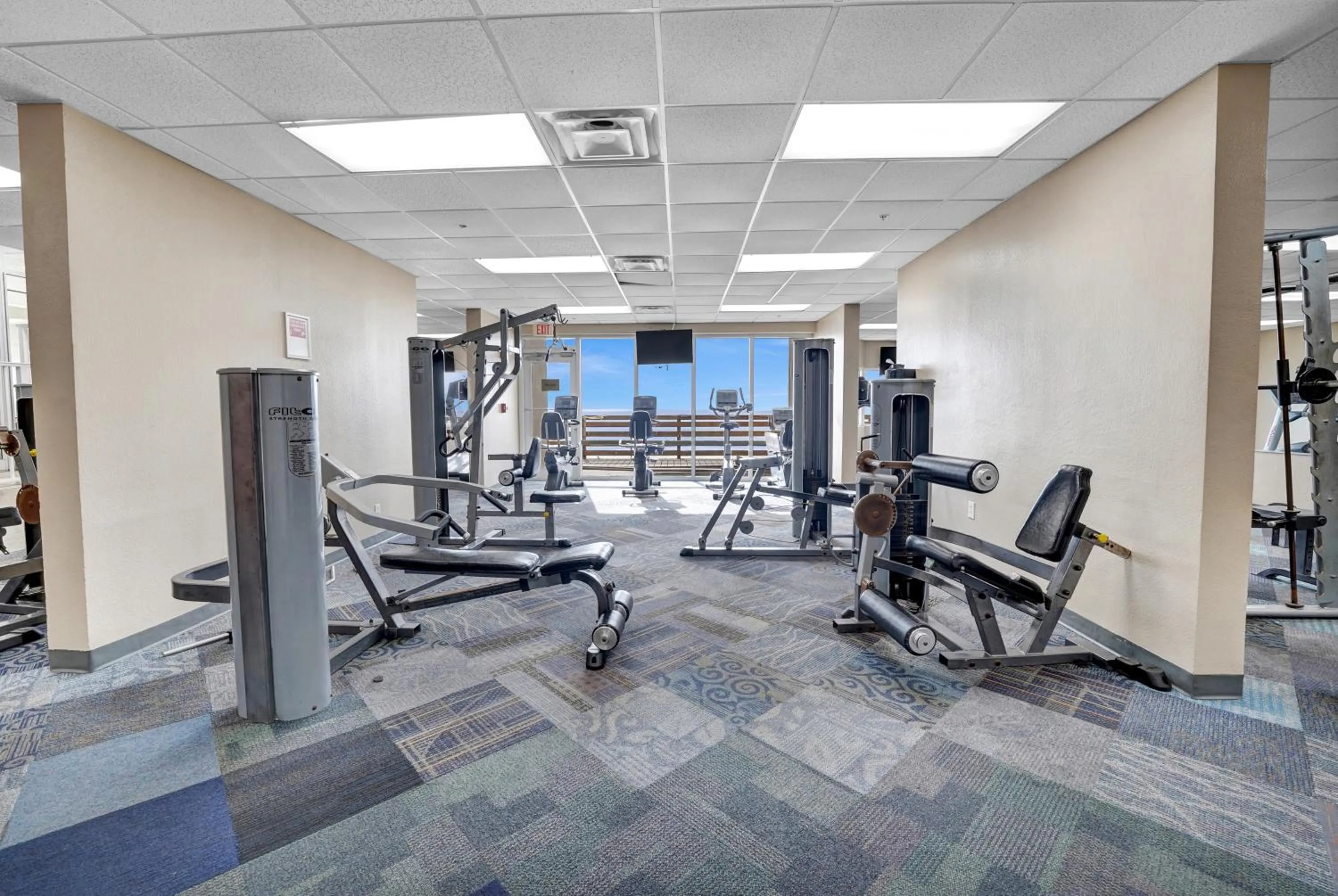 Fitness centre/facilities in Million Dollar Views, Stunning Beachfront Property
