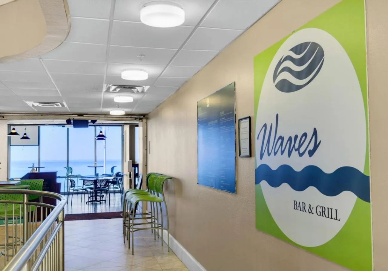 Restaurant/places to eat in Million Dollar Views, Stunning Beachfront Property