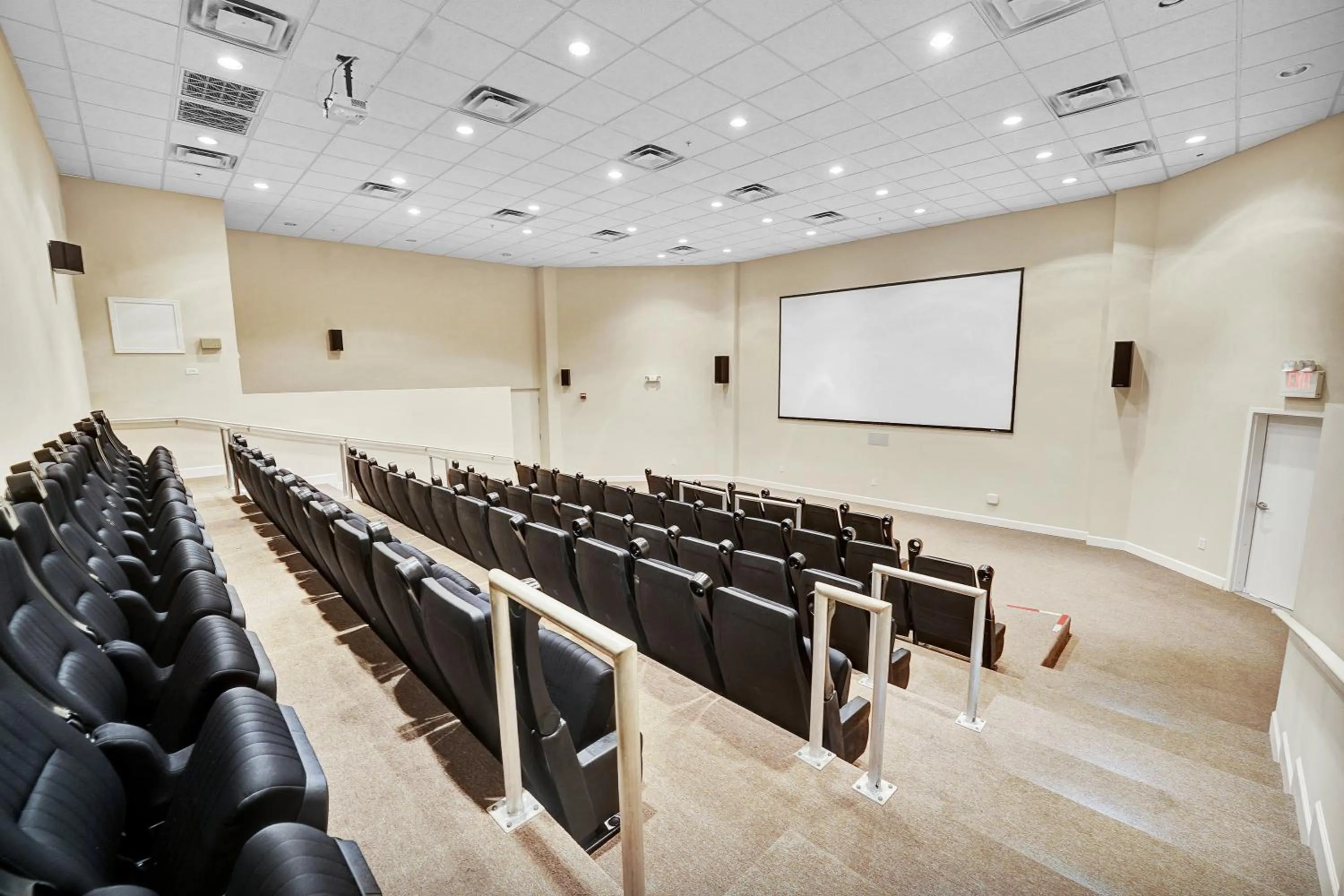 Meeting/conference room in Million Dollar Views, Stunning Beachfront Property