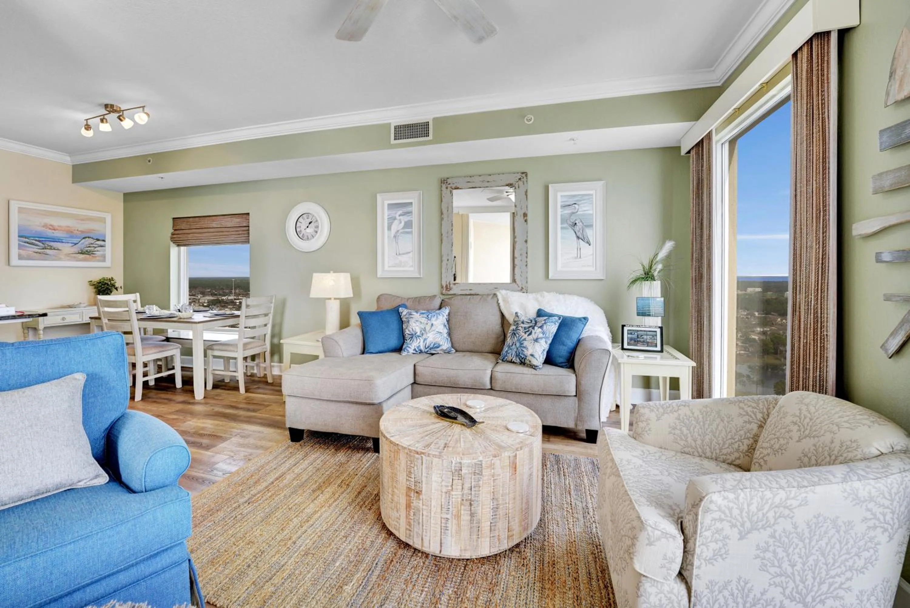 Living room in Million Dollar Views, Stunning Beachfront Property