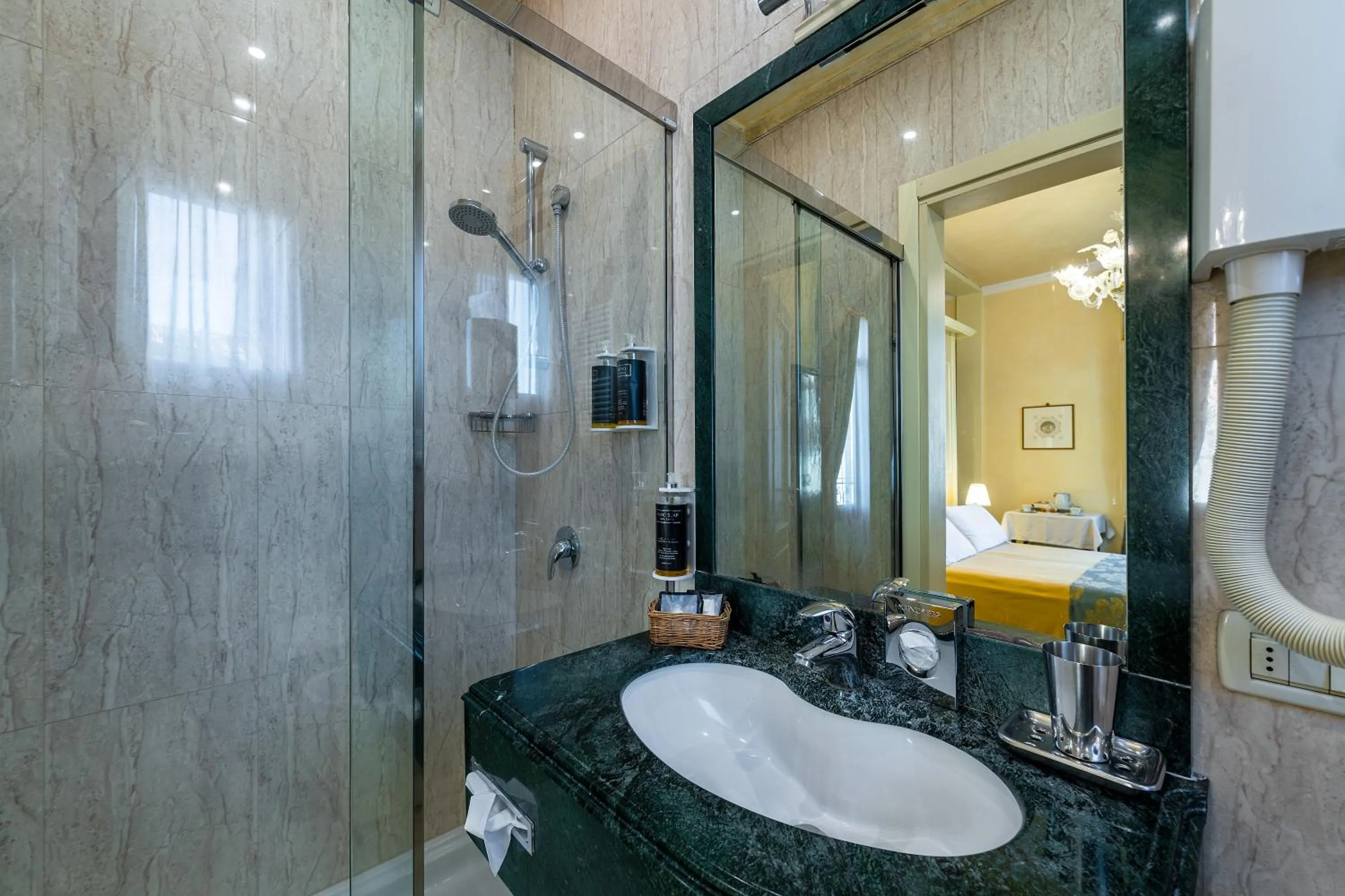 Bathroom in Palazzo Odoni