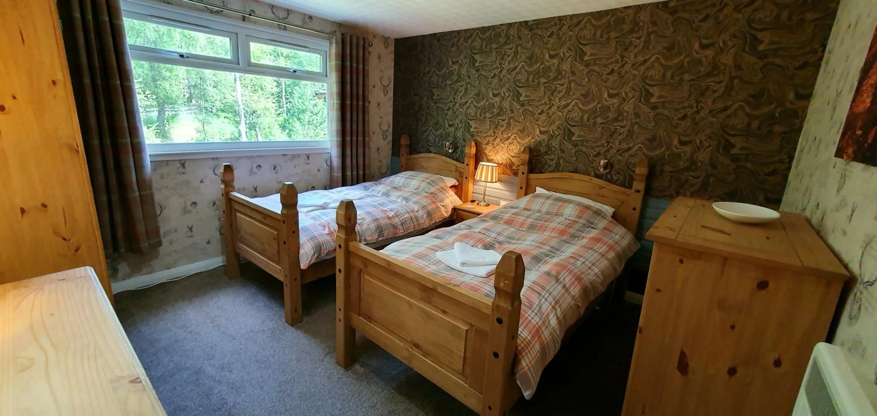 Bedroom, Bed in Torcroft Lodges