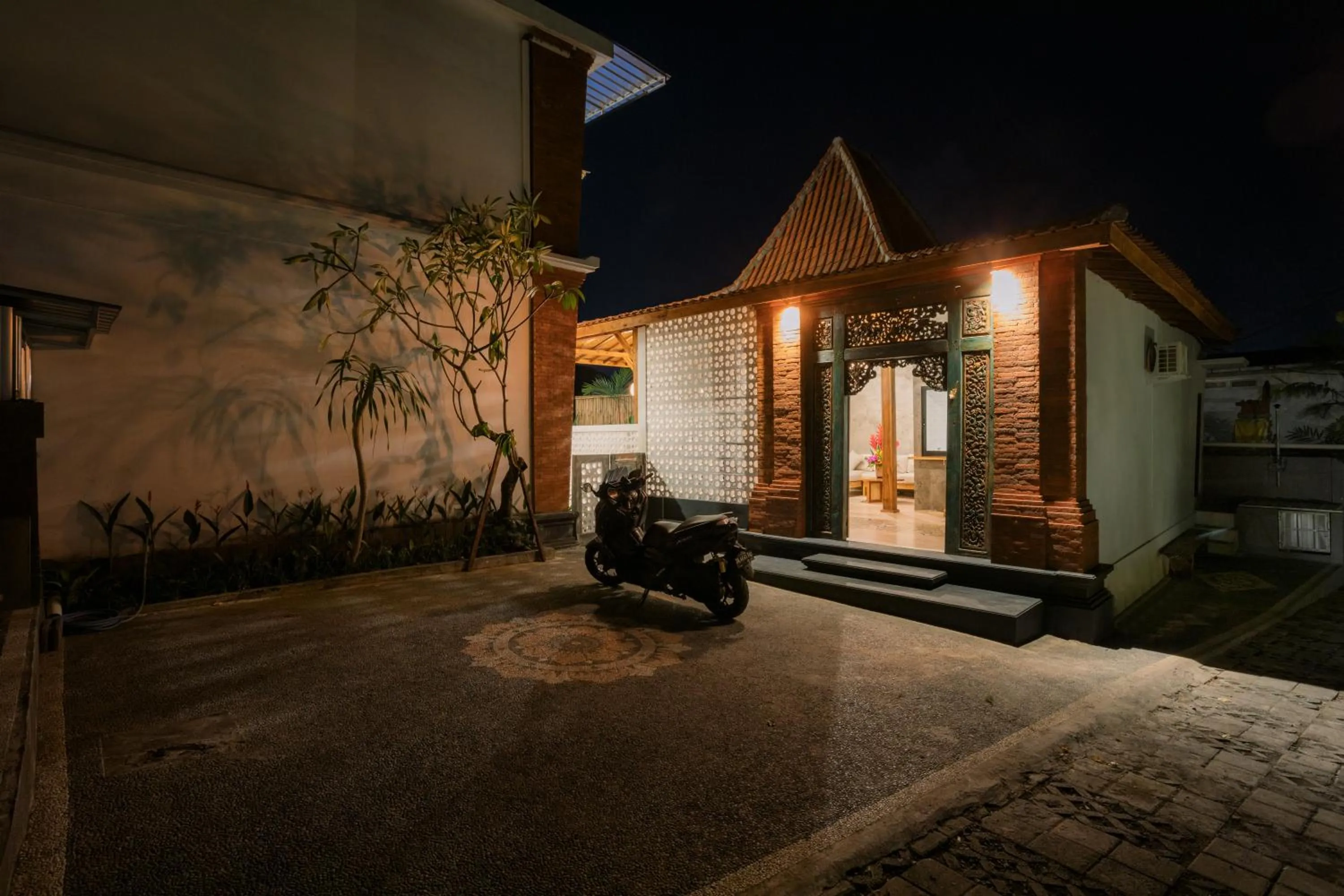 Parking in Mag Canggu Bali By Hospitality Bali