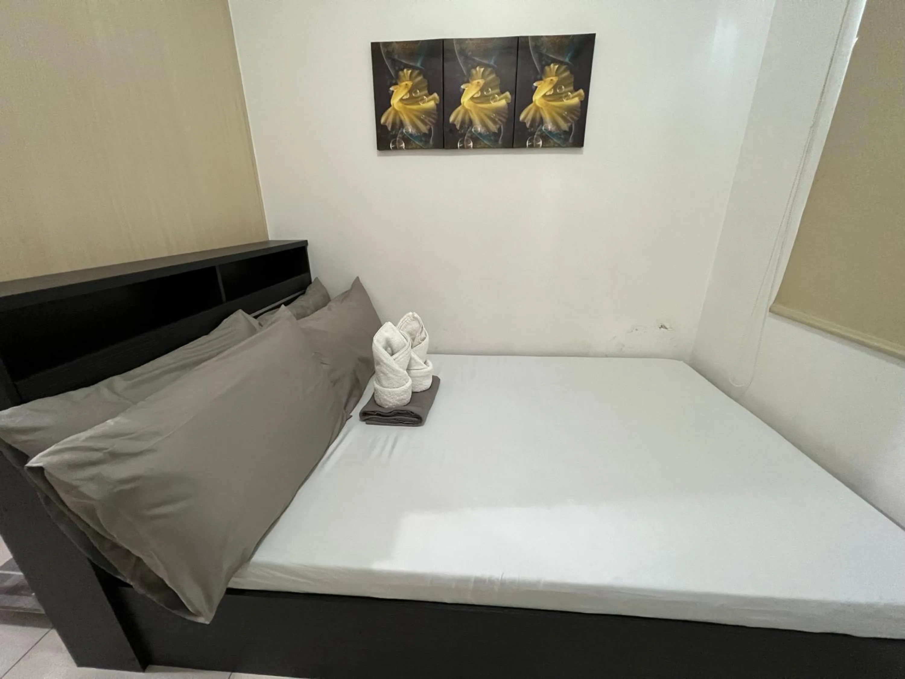 Sea Residences Mall of Asia by Jermel