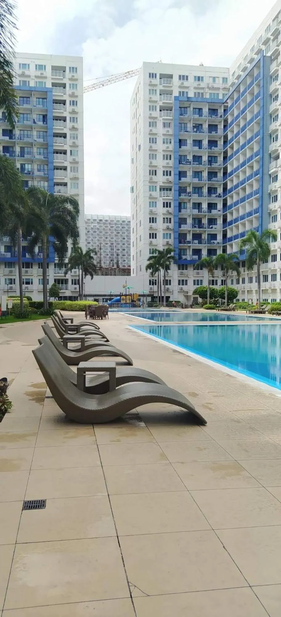 Property building in Sea Residences Mall of Asia by Jermel