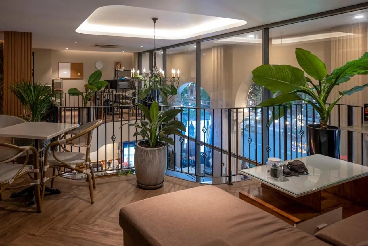 Seating area in Thao Trang Laluxe Hotel Phu My Hung