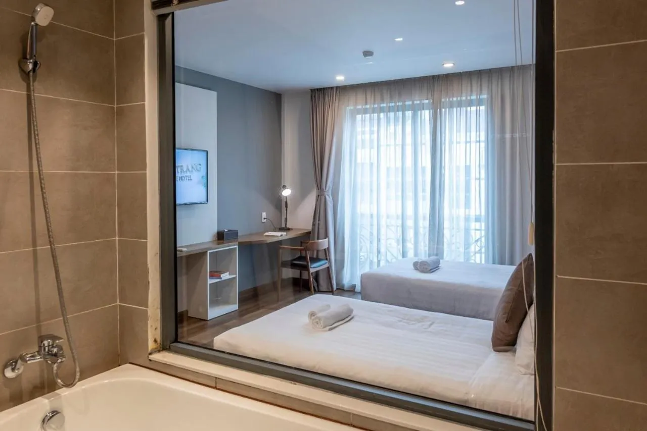 Bed in Thao Trang Laluxe Hotel Phu My Hung