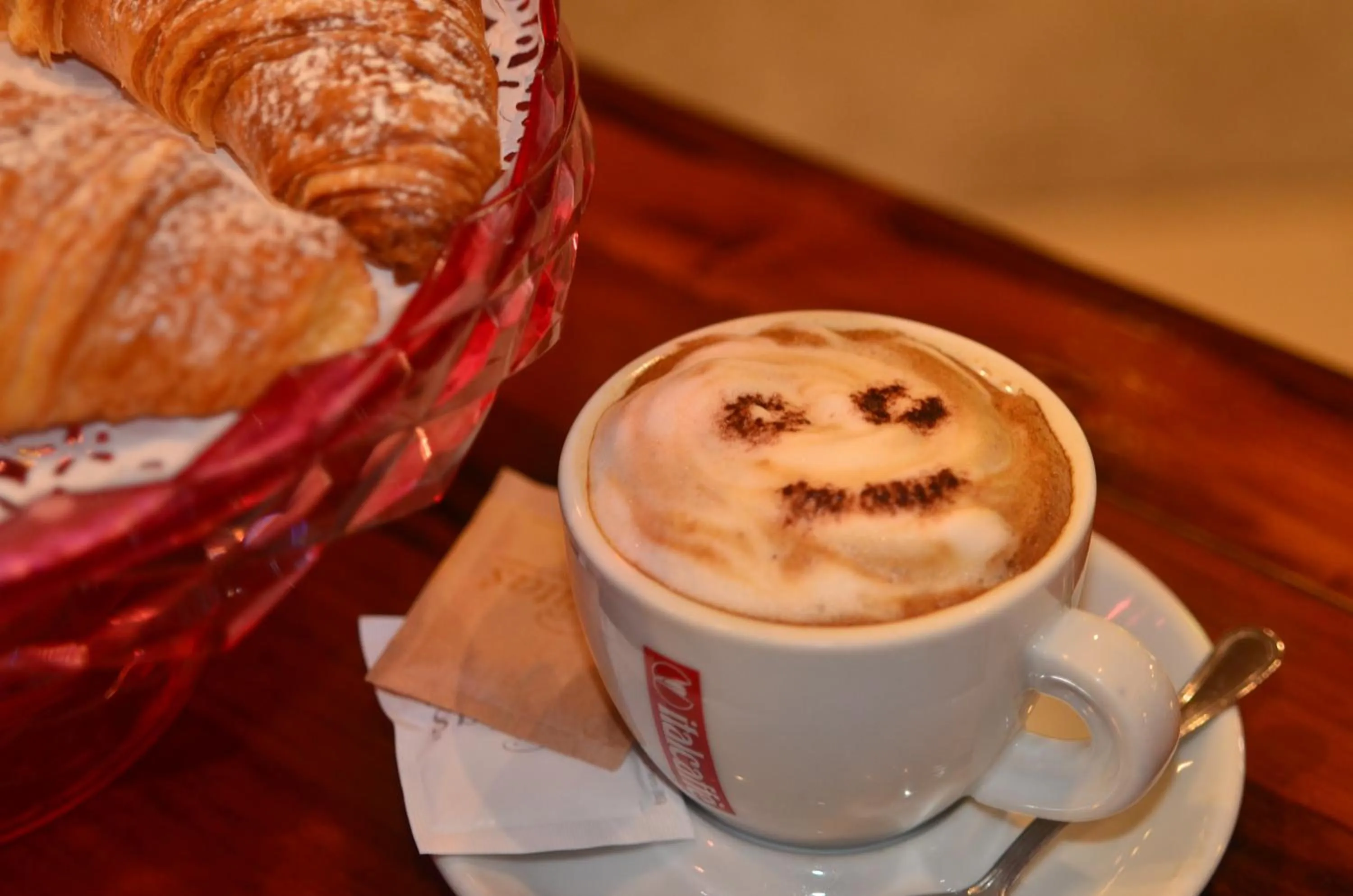 Coffee/tea facilities in Hotel Miro'