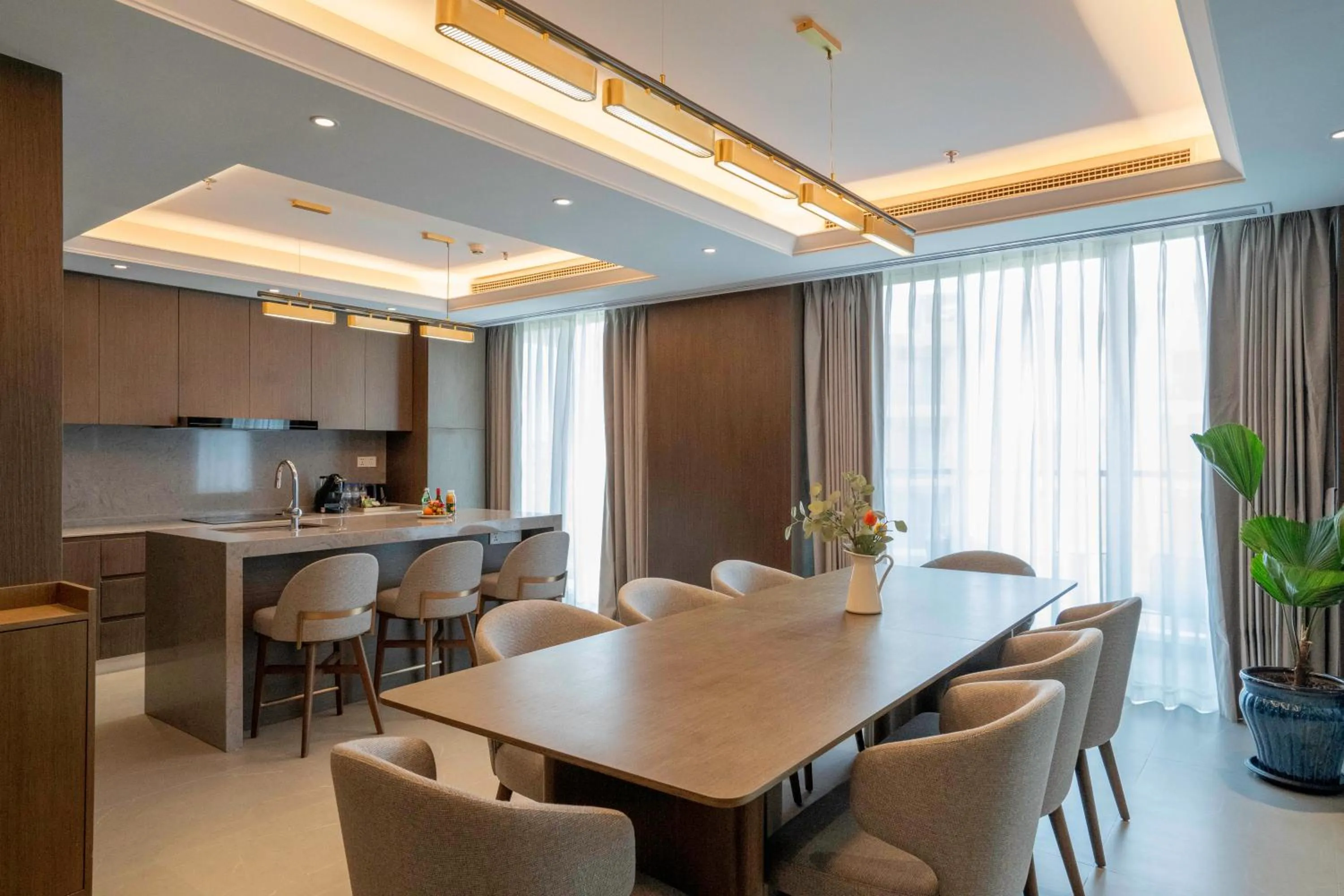 Kitchen or kitchenette in Oakwood Premier Phnom Penh