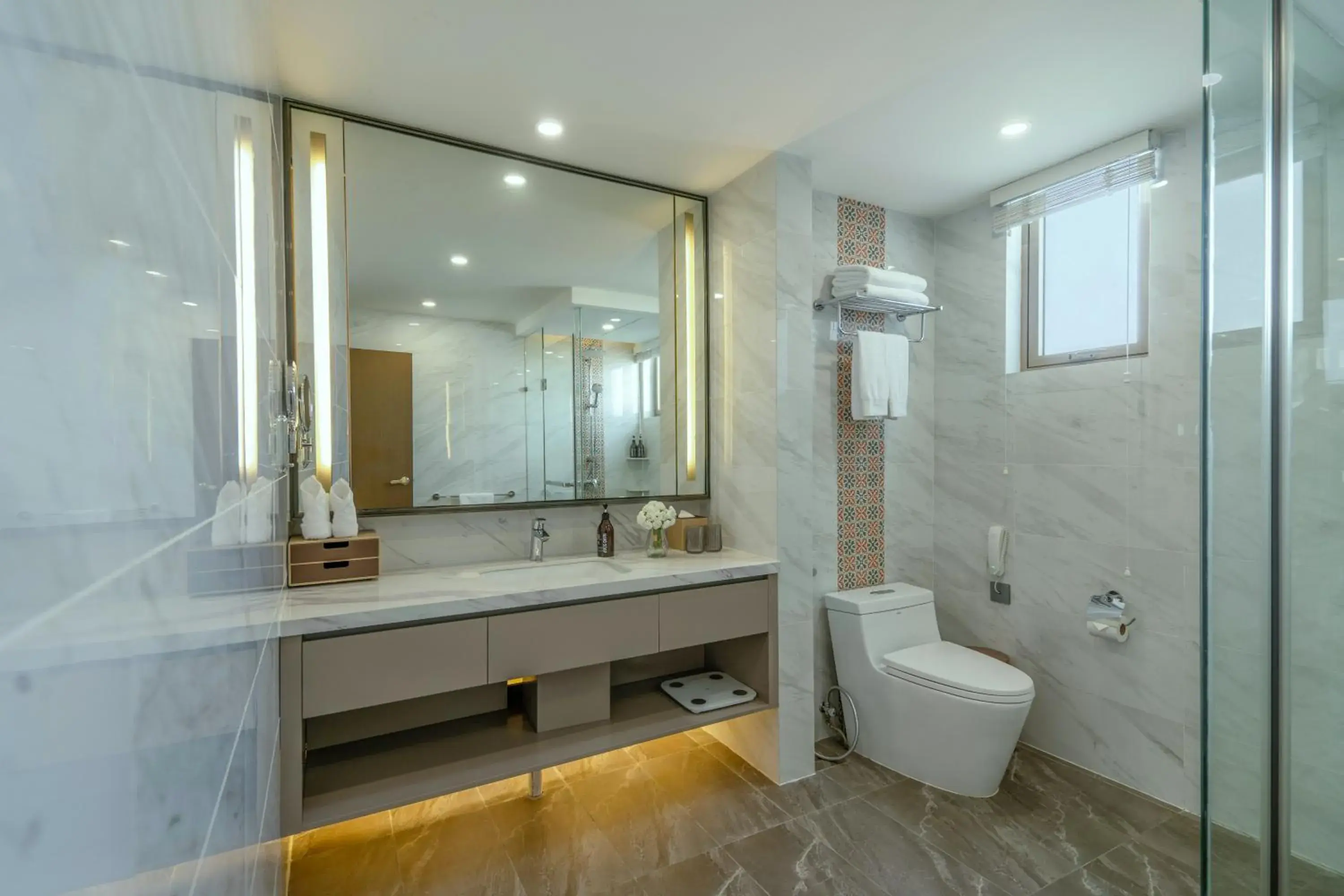 One Bedroom Deluxe in Oakwood Premier Phnom Penh One Bedroom Deluxe in Oakwood Premier Phnom Penh