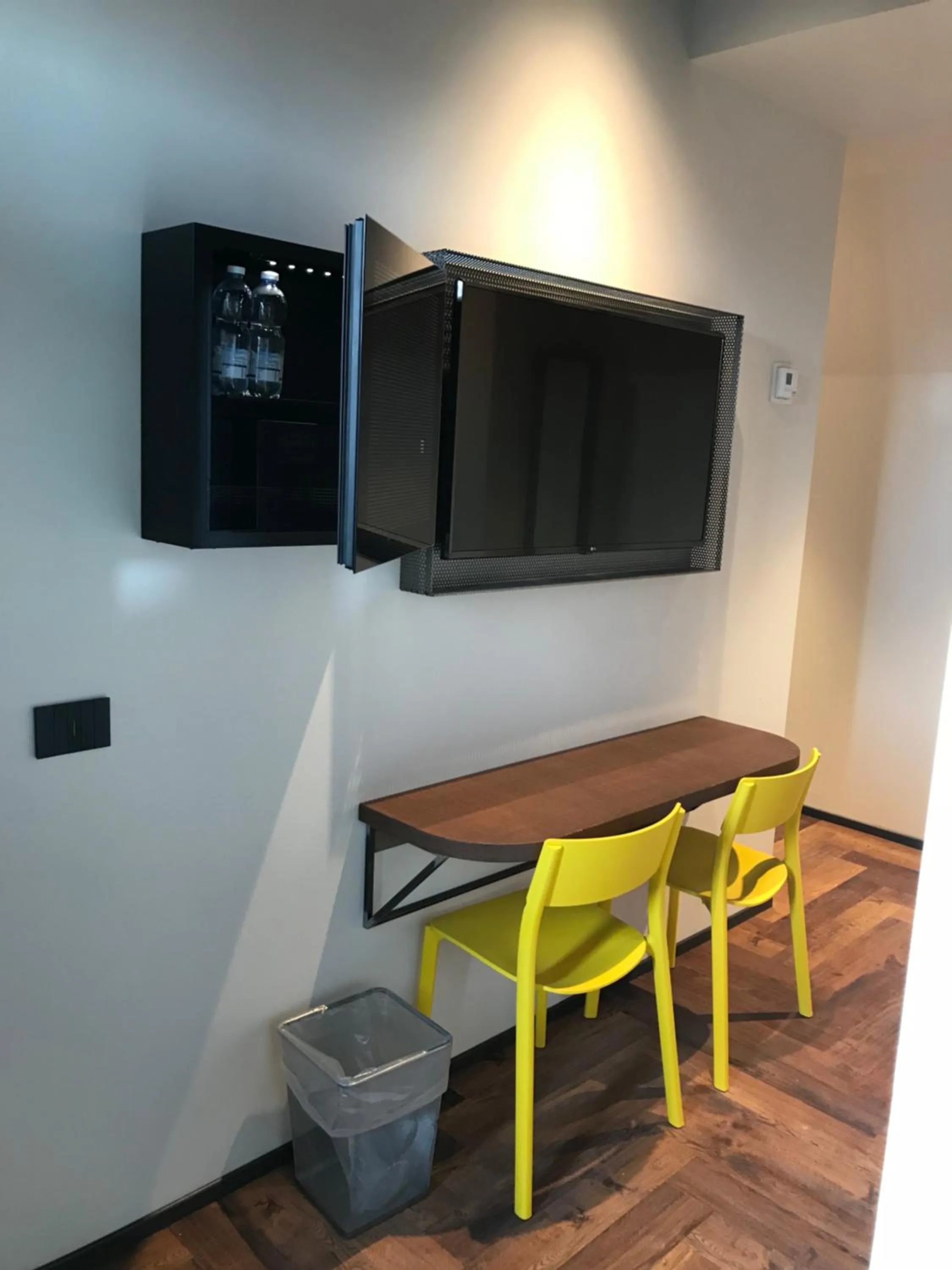 TV and multimedia in Hotel Roxy