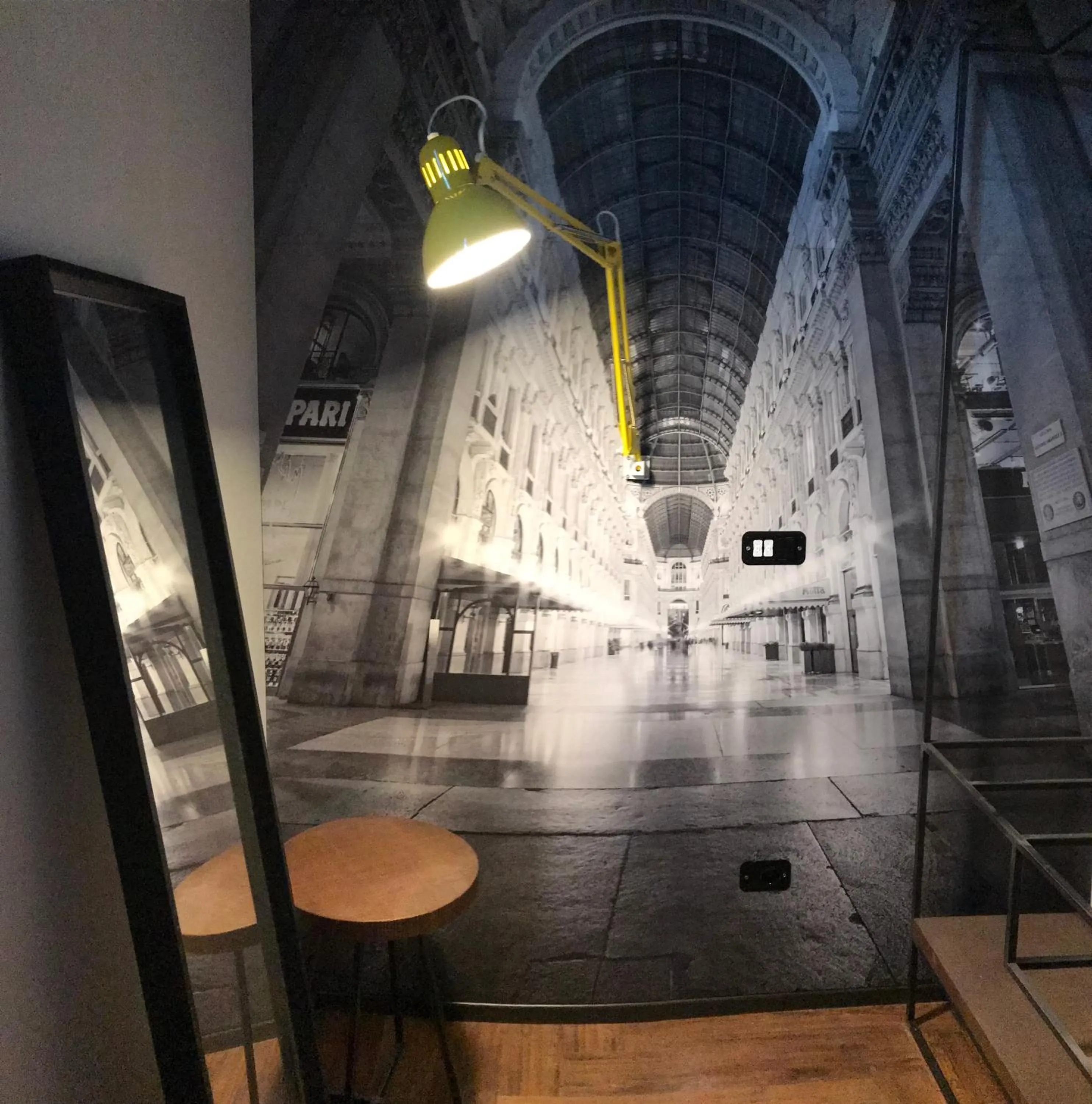 Decorative detail in Hotel Roxy