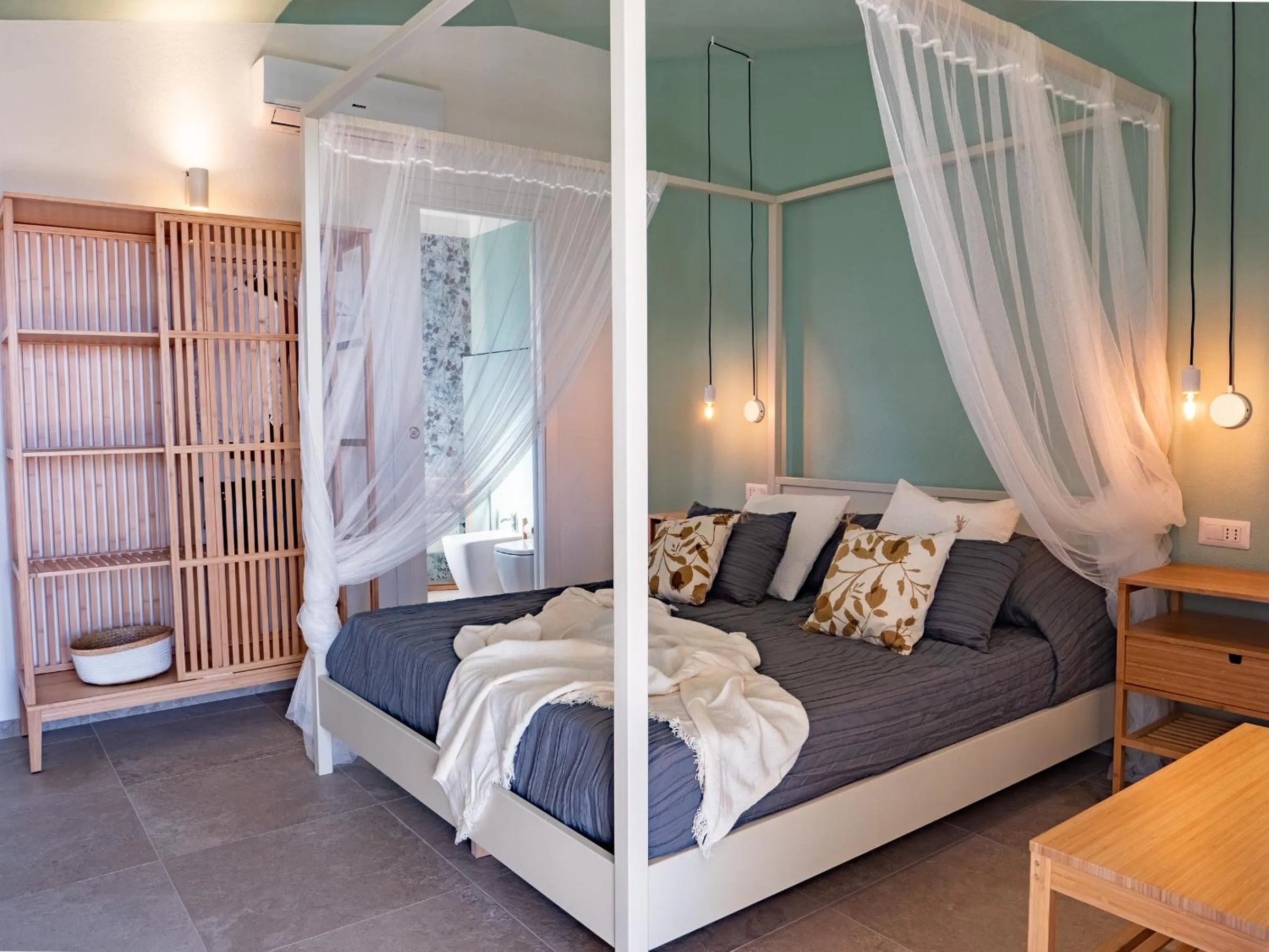 Photo of the whole room, Bed in B&B Sole Mare Luna