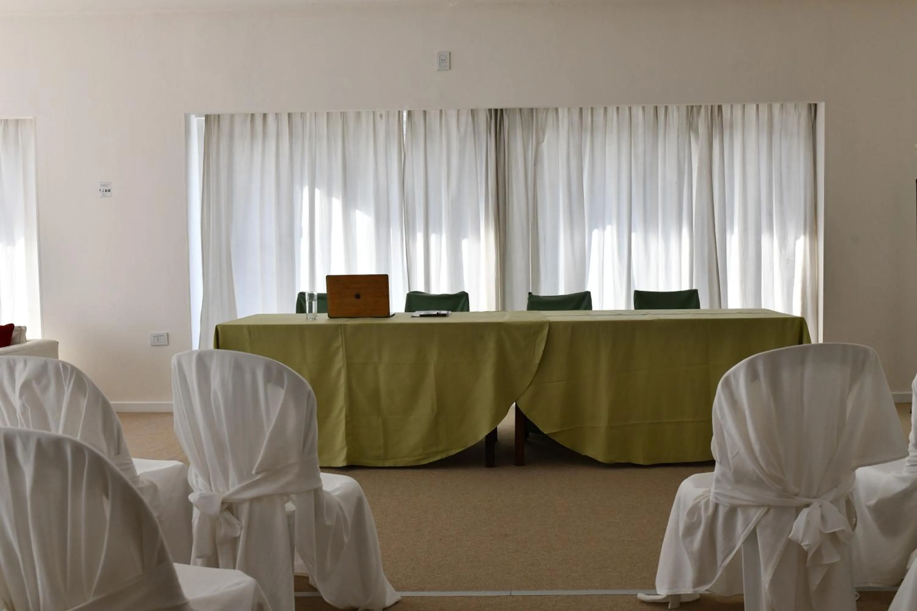 Meeting/conference room in O2 Hotel Gualeguaychú