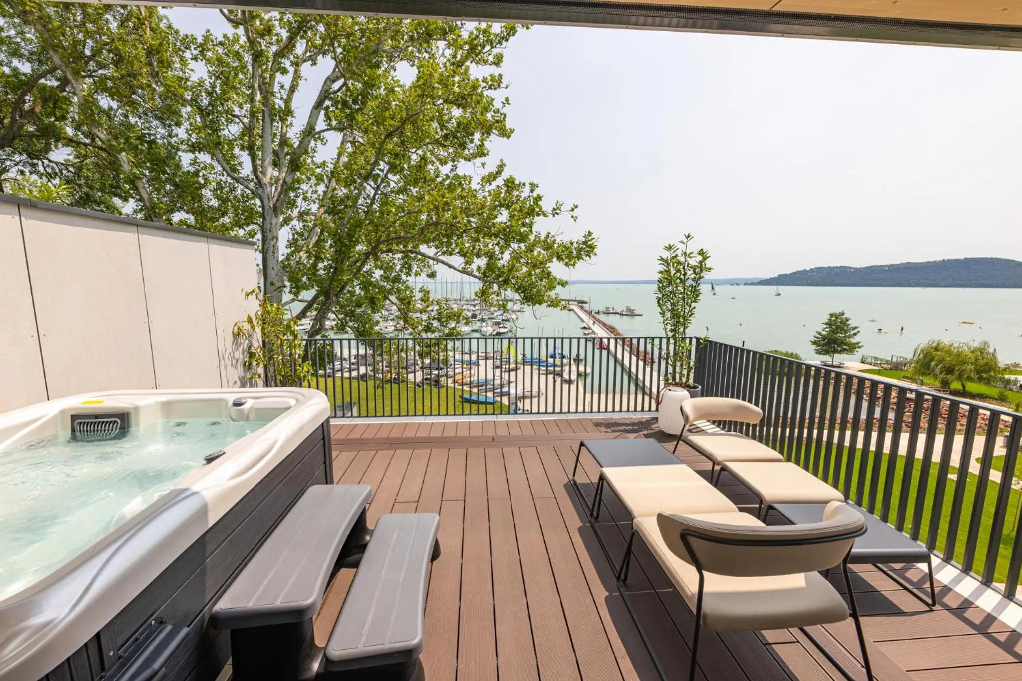 Hot Tub in LUA Resort - Adults only