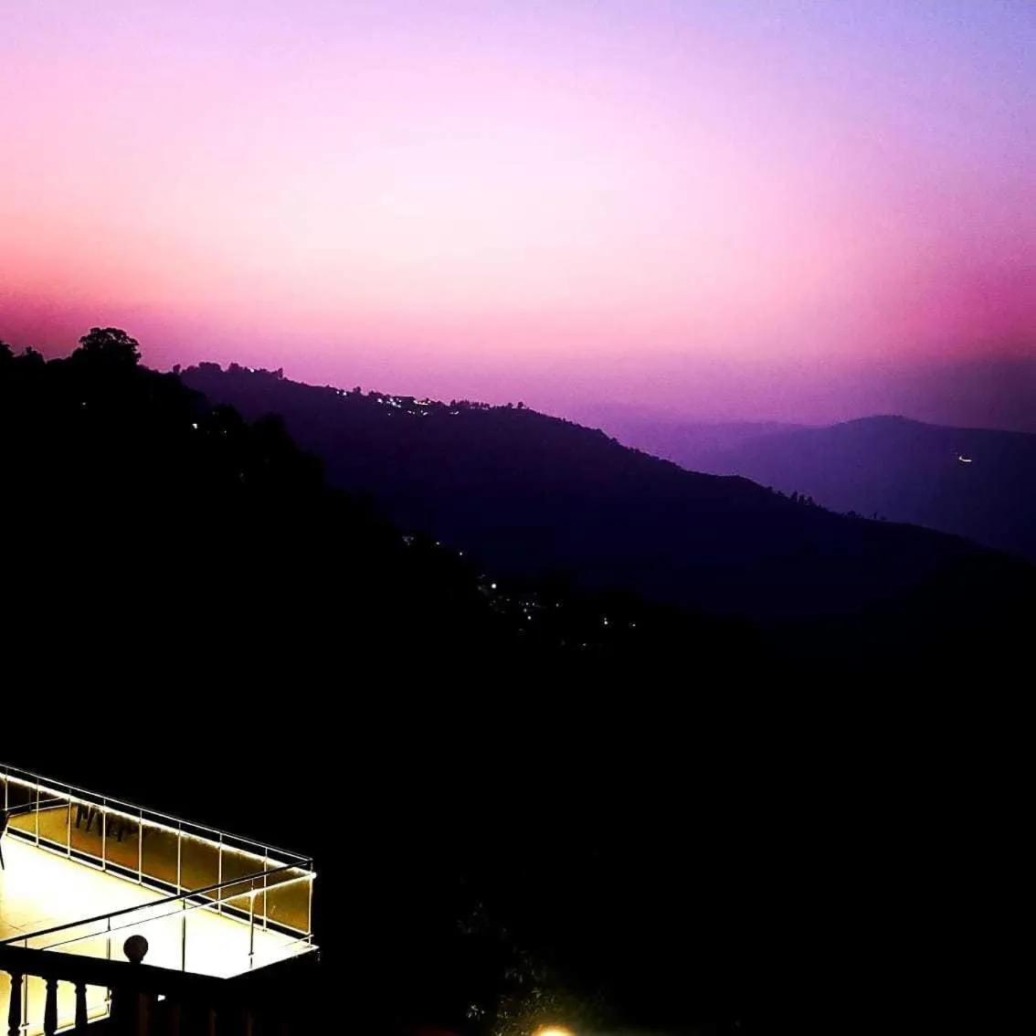 Sharayu Holidays Valley View