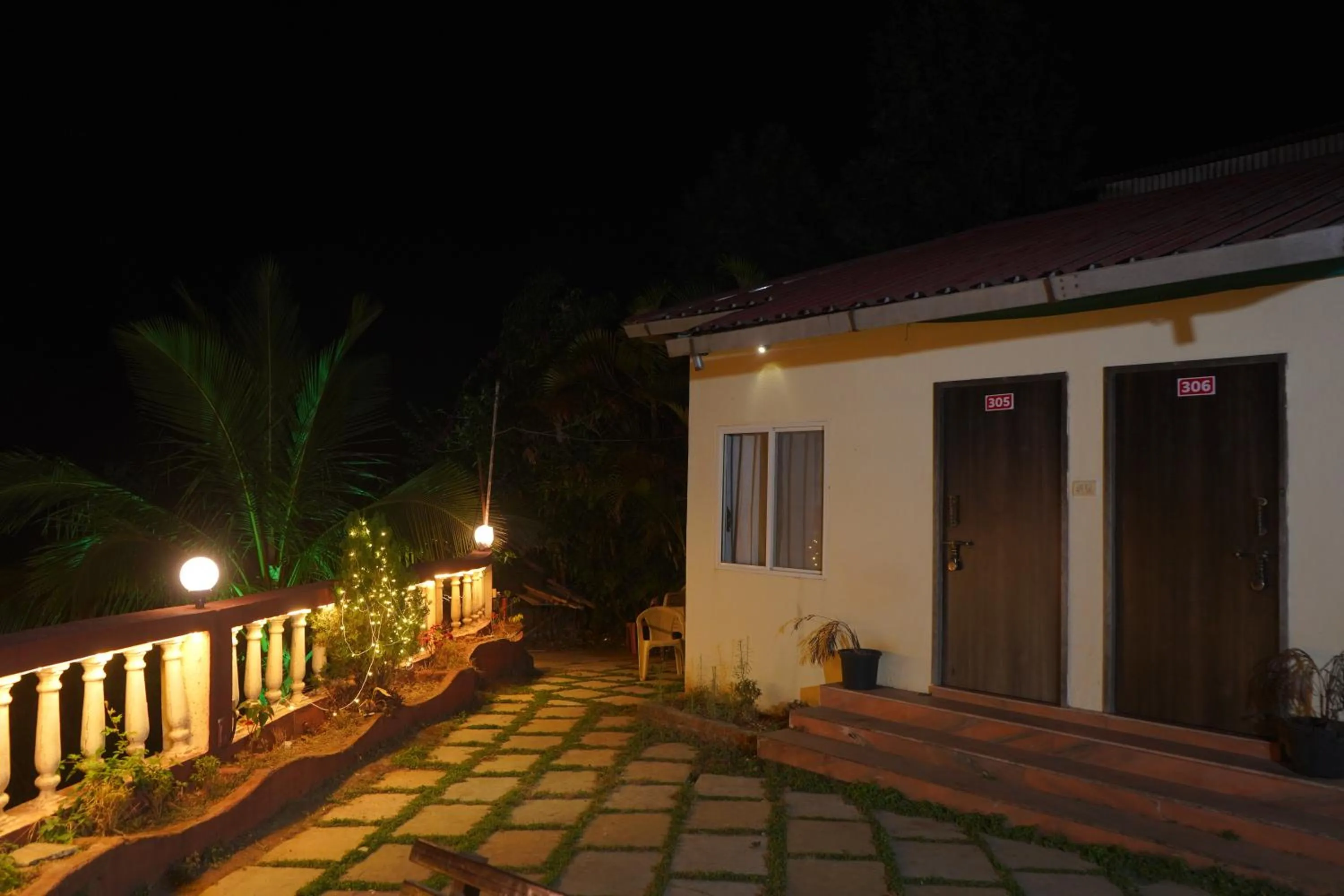 Sharayu Holidays Valley View