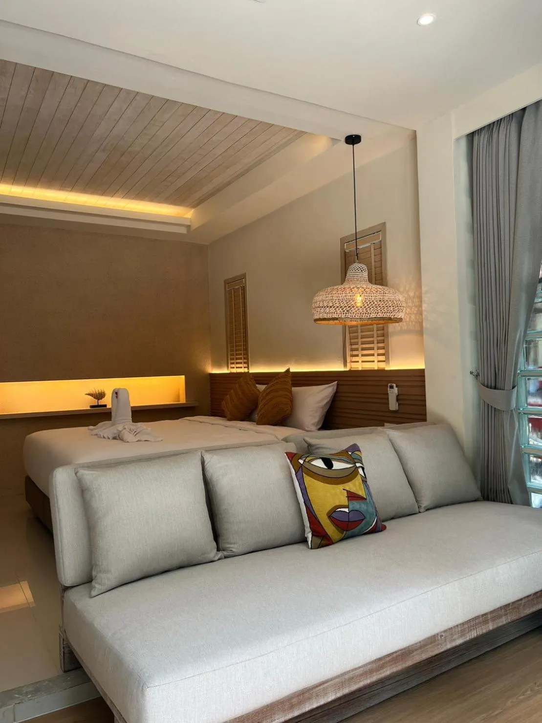 Bed in Amity Beach Resort